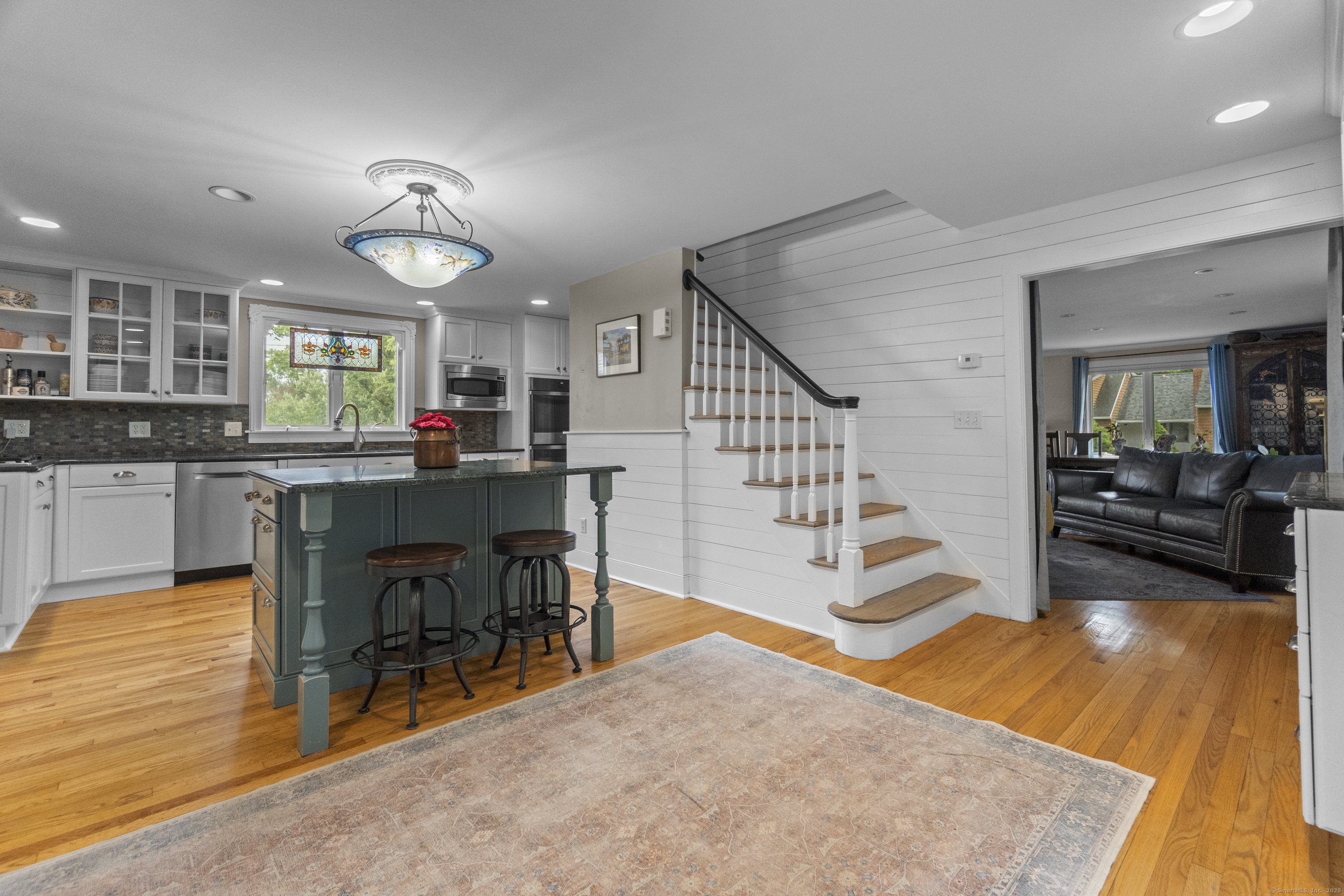 24 Cottage Place