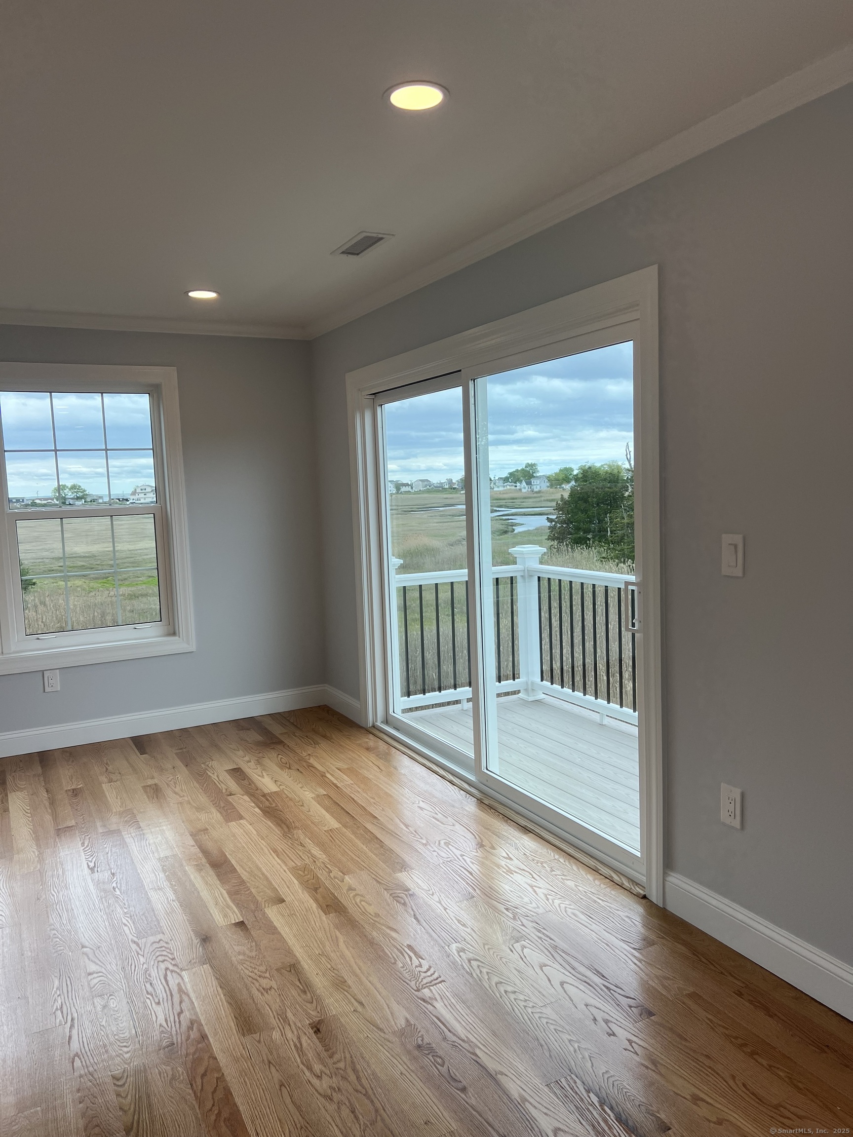 26 Meadowood Lane