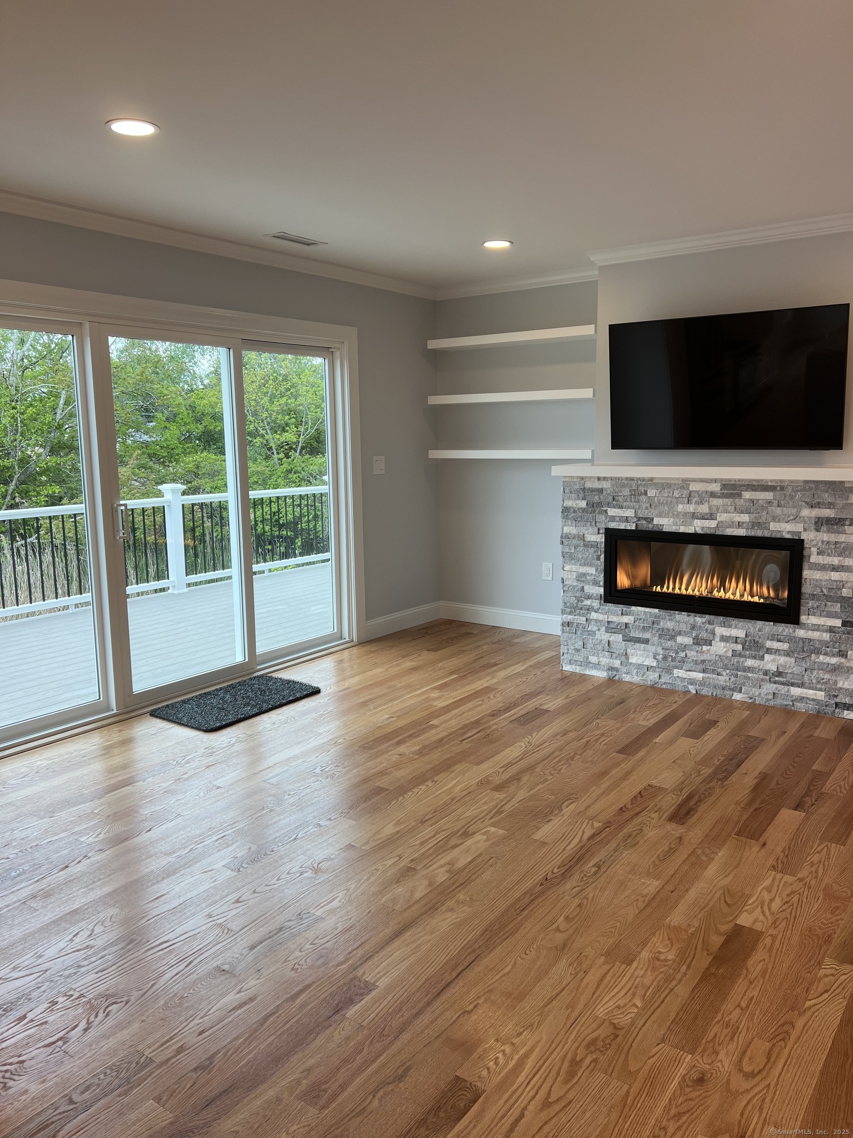 26 Meadowood Lane