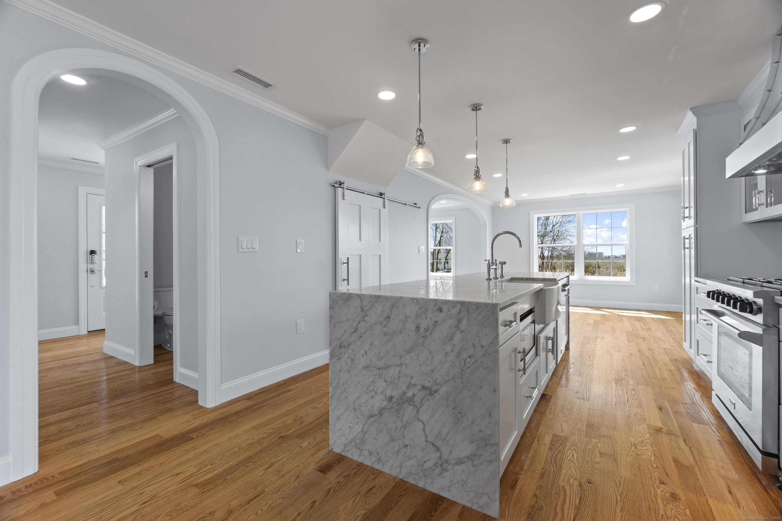 26 Meadowood Lane