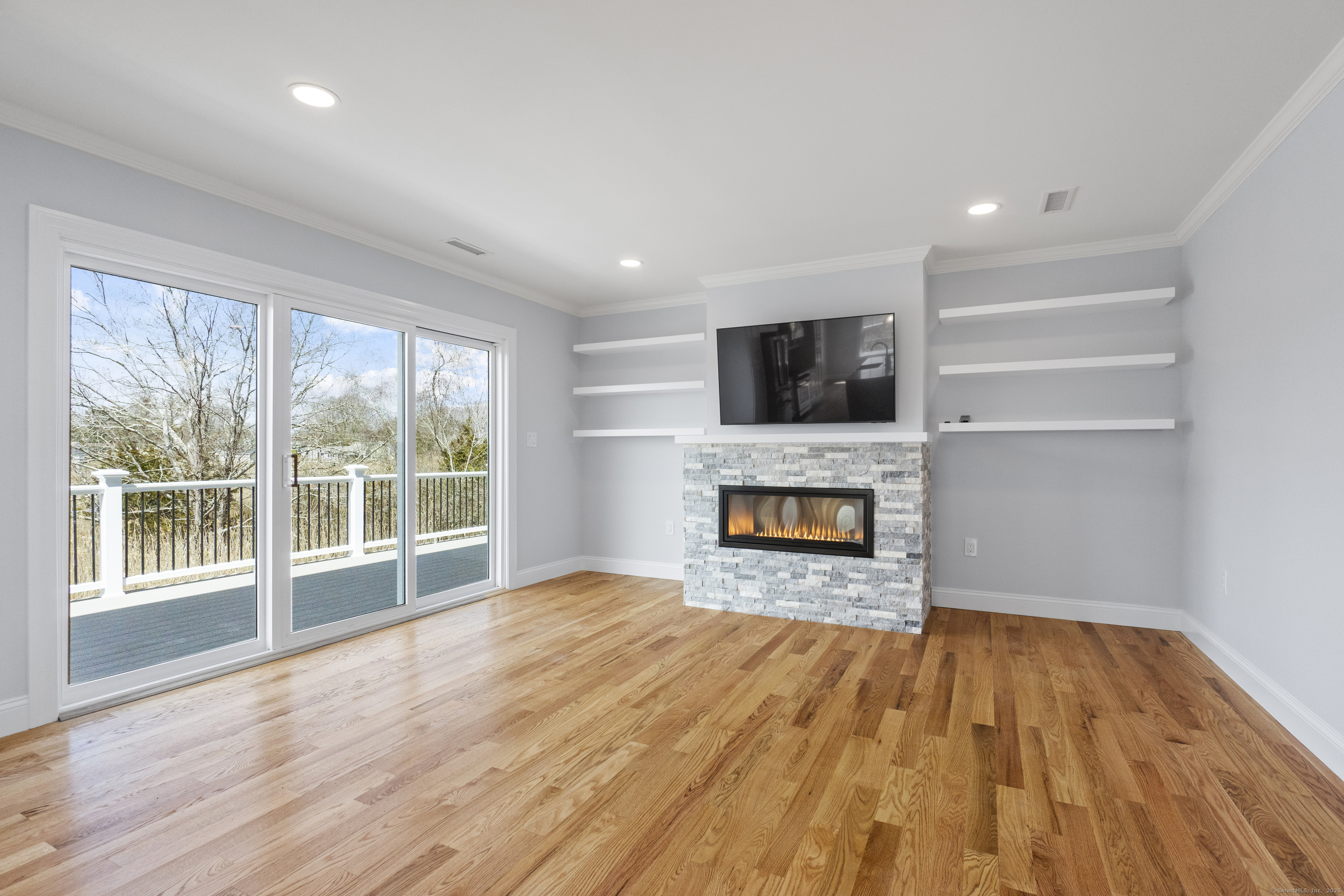 26 Meadowood Lane