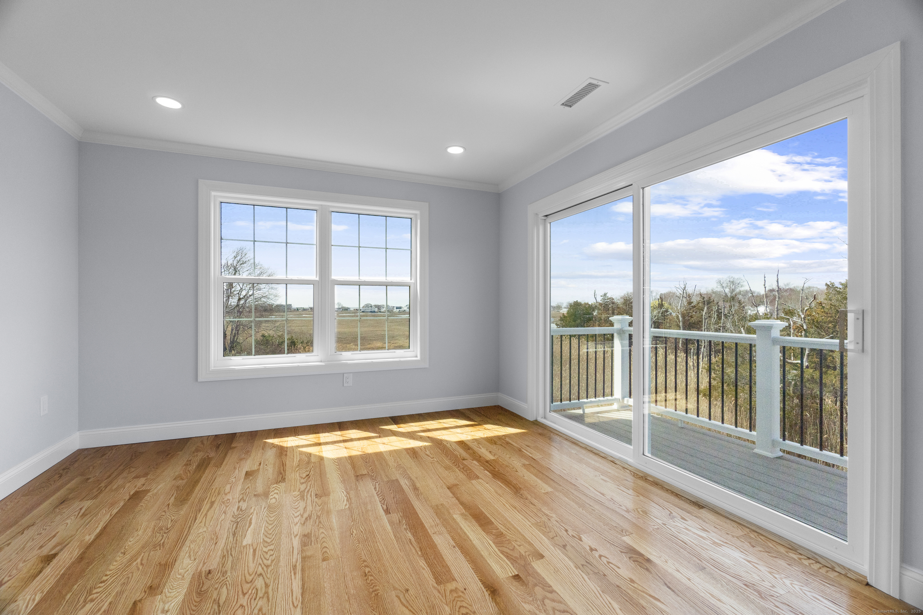 26 Meadowood Lane