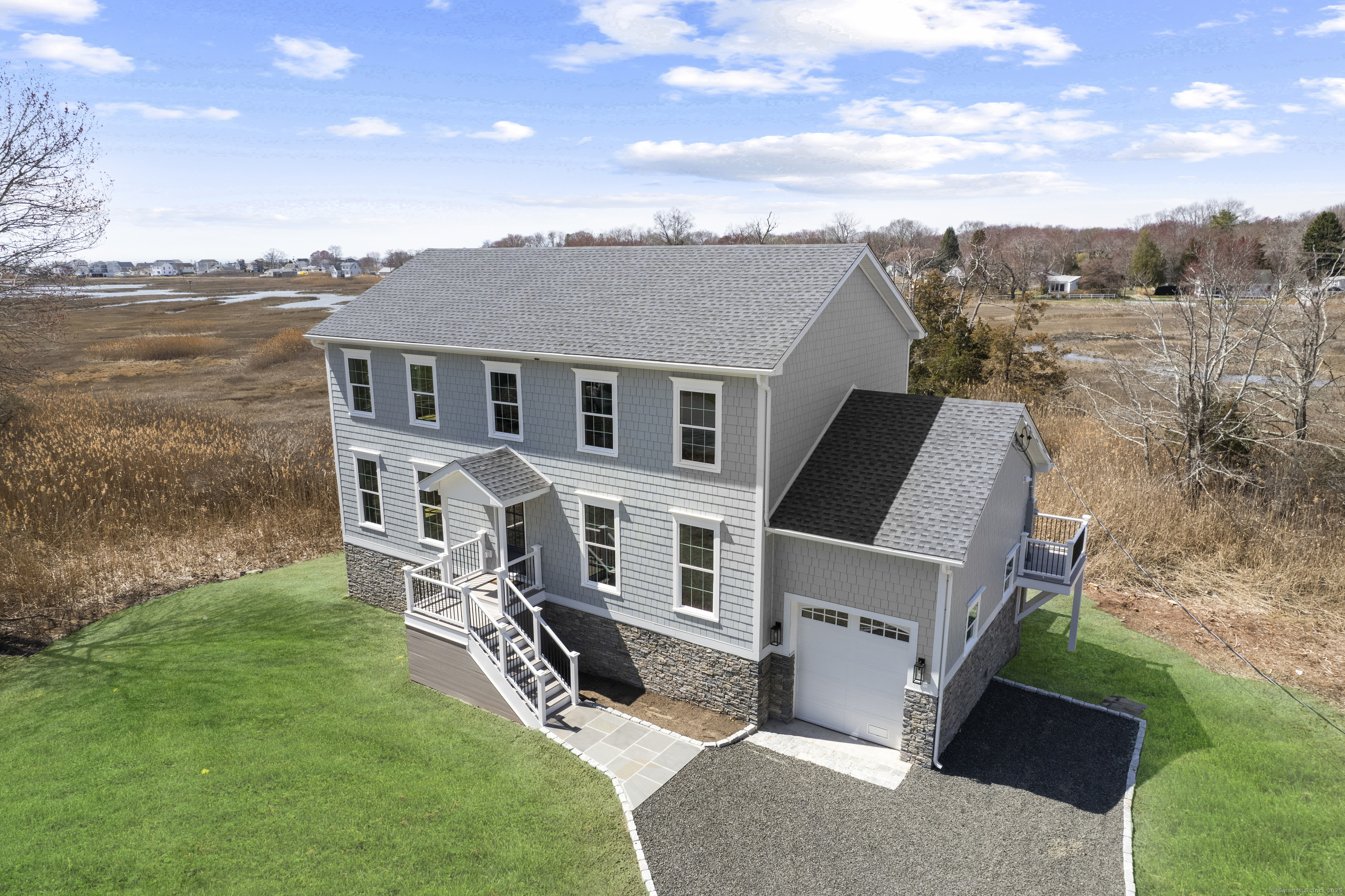 26 Meadowood Lane