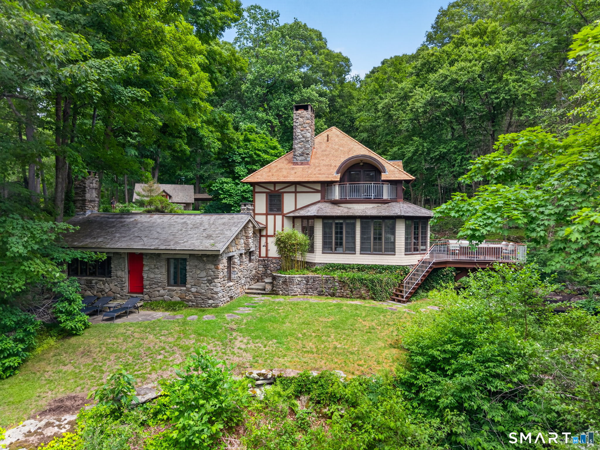 18 Birch Mill Road