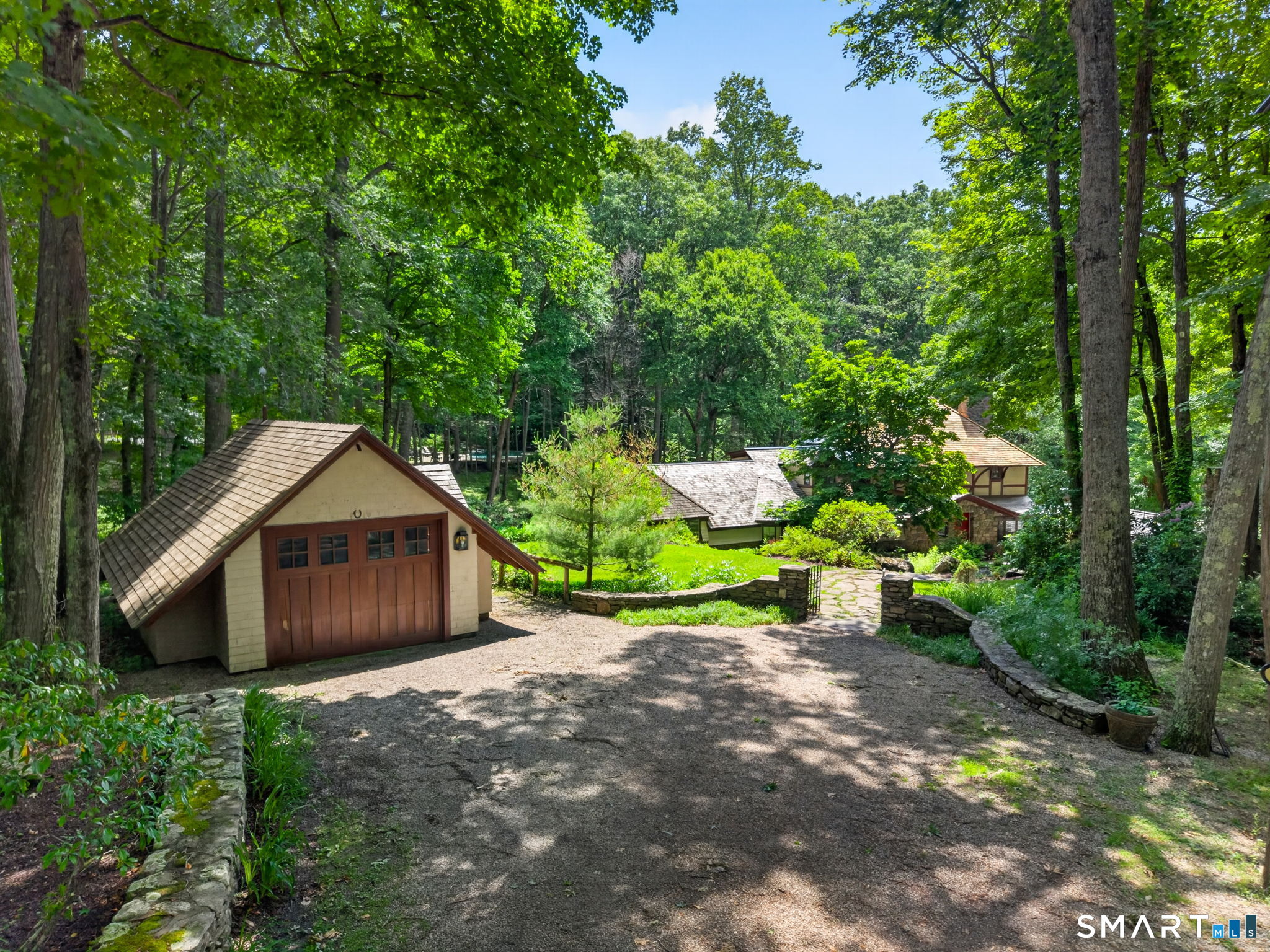 18 Birch Mill Road