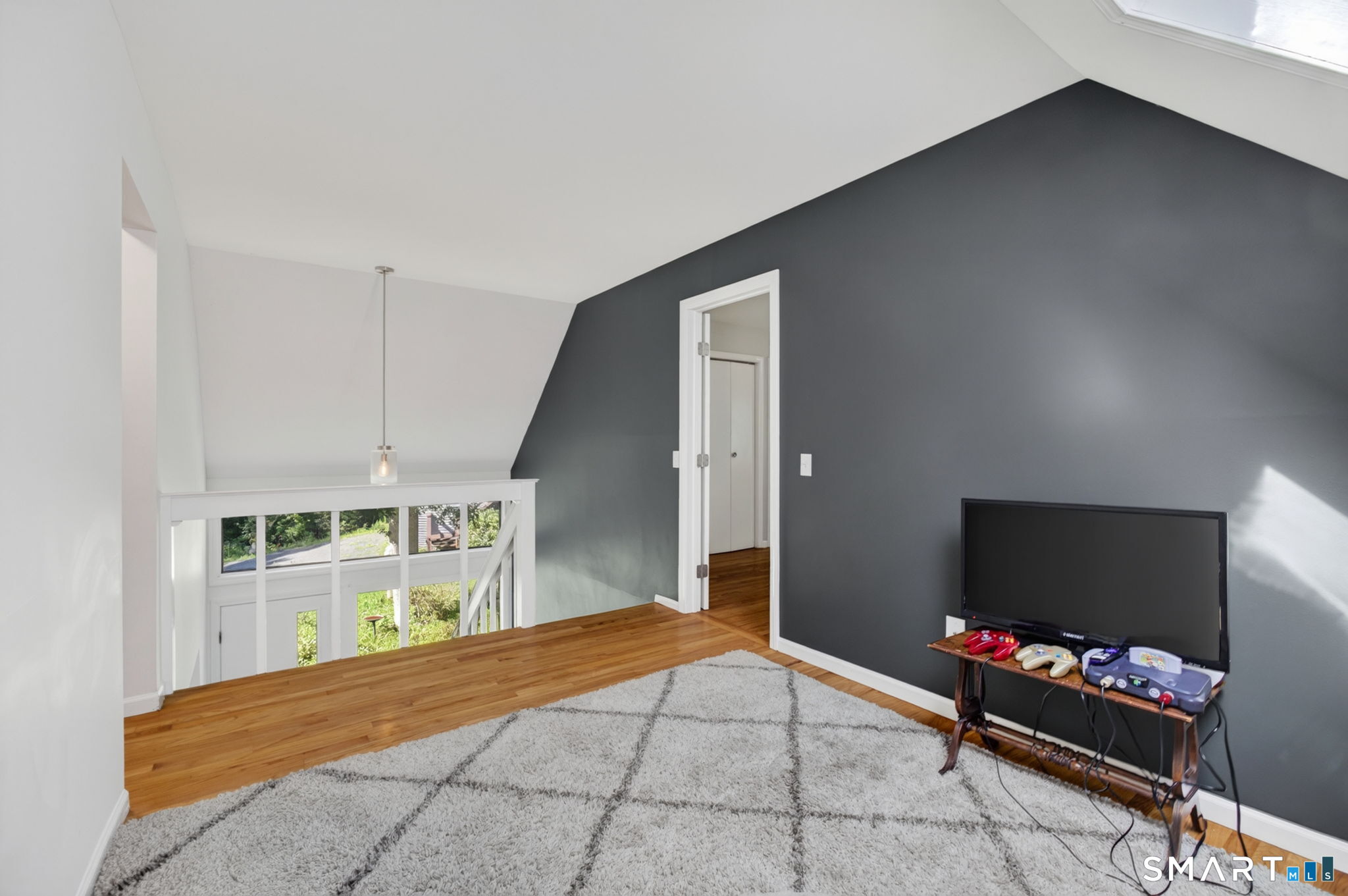 9 Mansewood Road