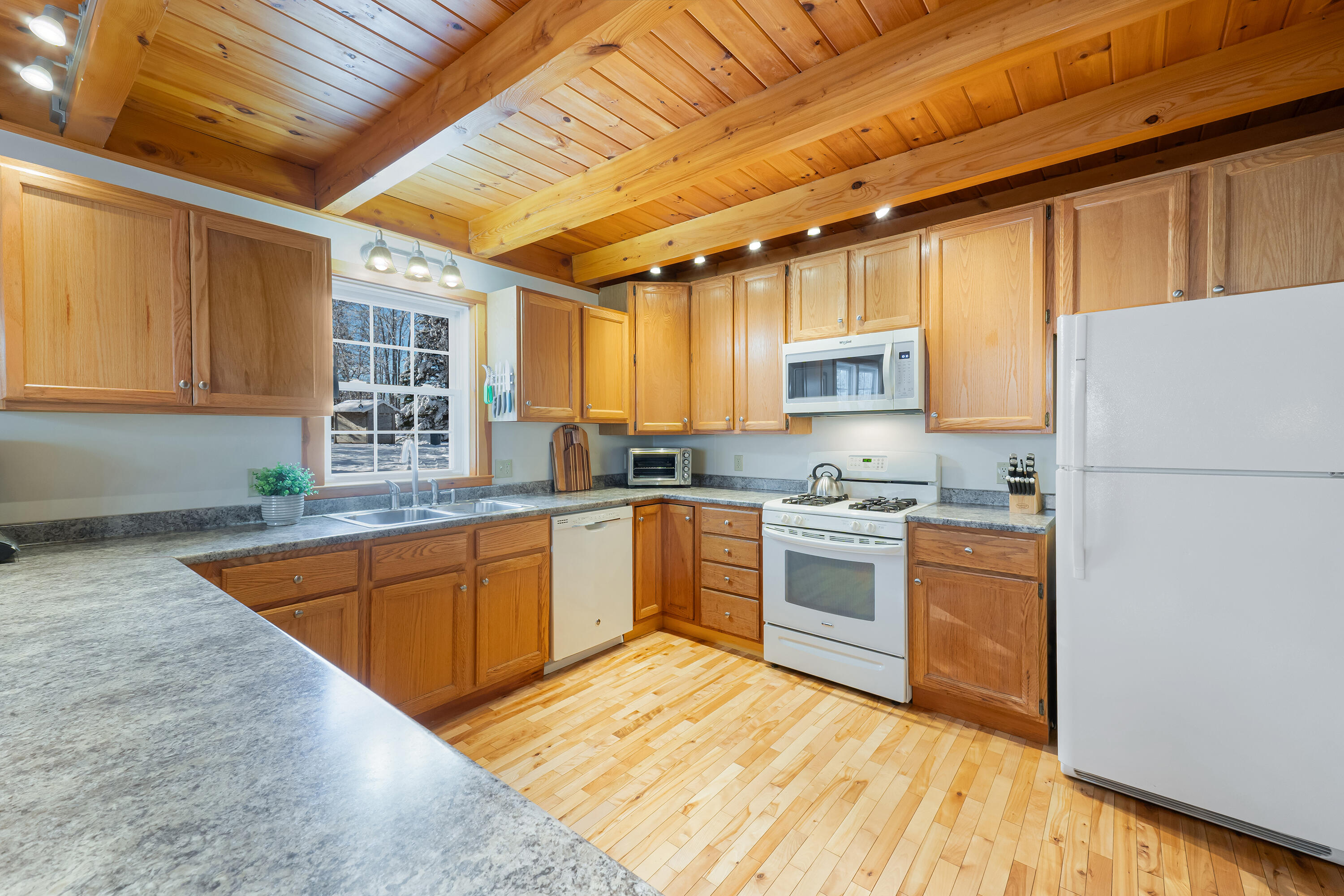 50 Pindo-Polara Road