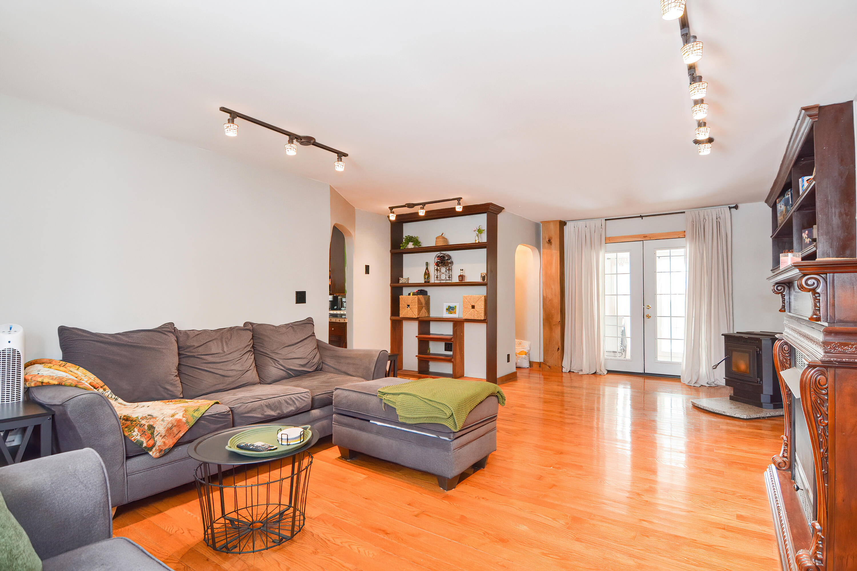 20 Elm Avenue