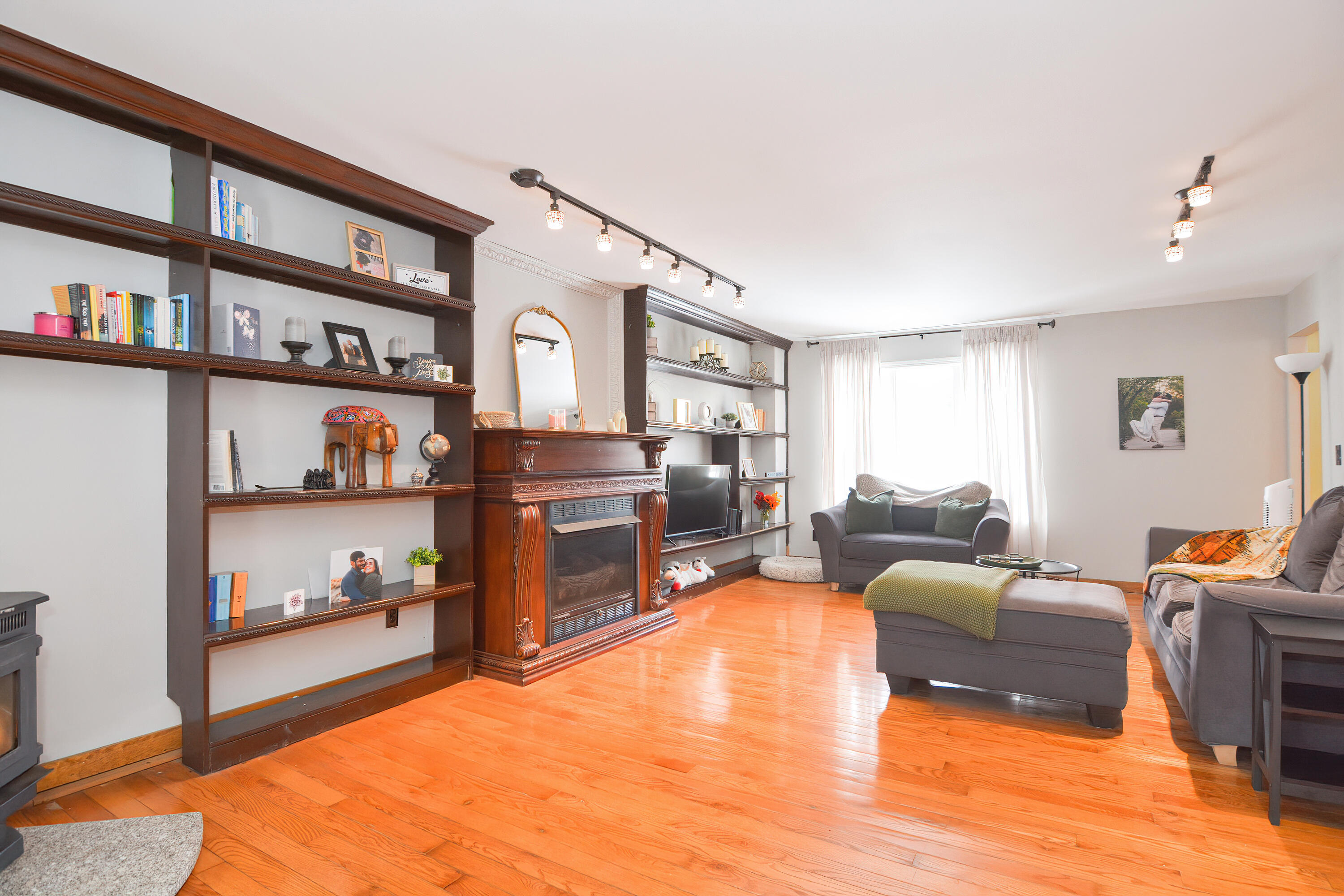 20 Elm Avenue