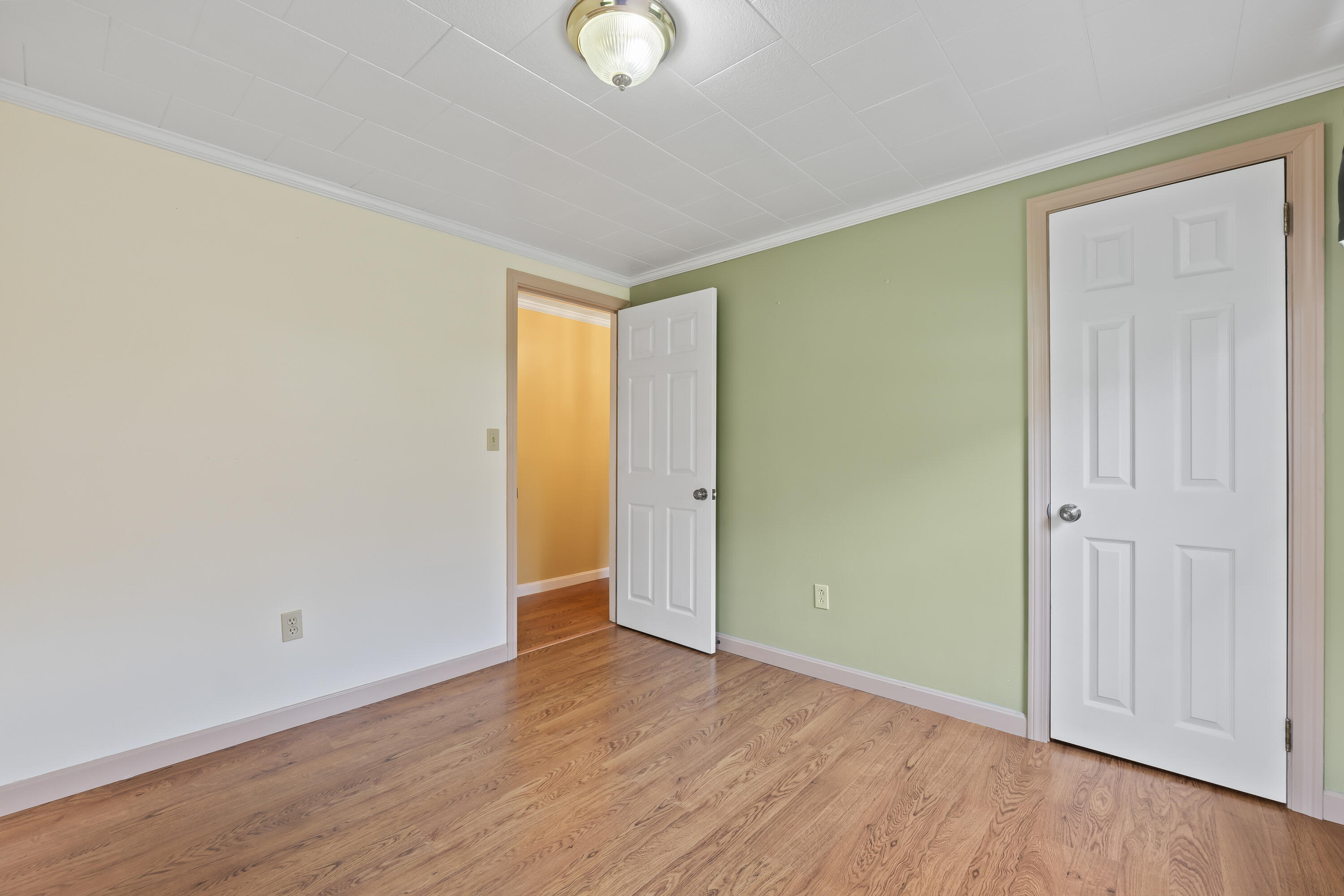 7 Hinkley Street