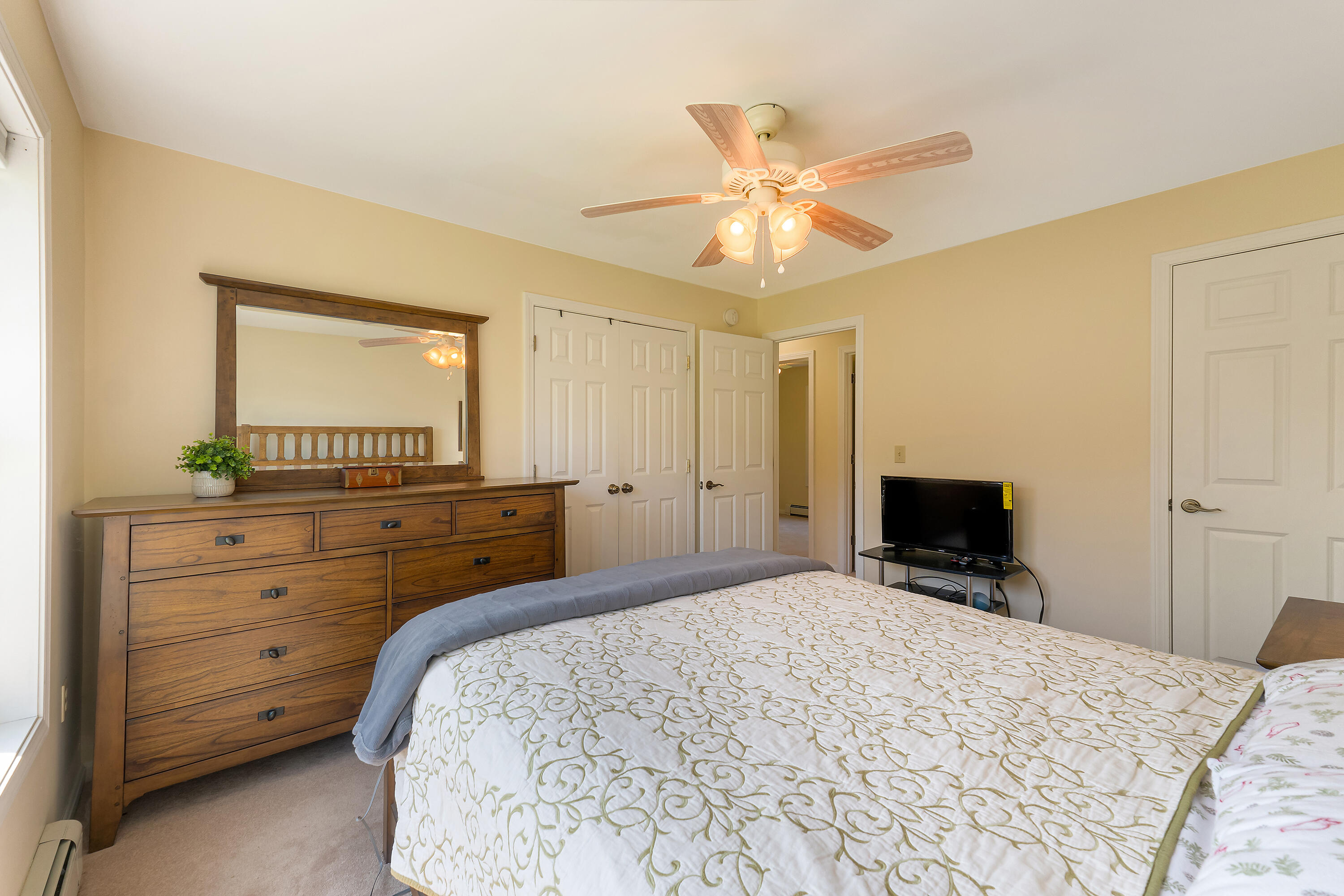 3 Hickory Drive