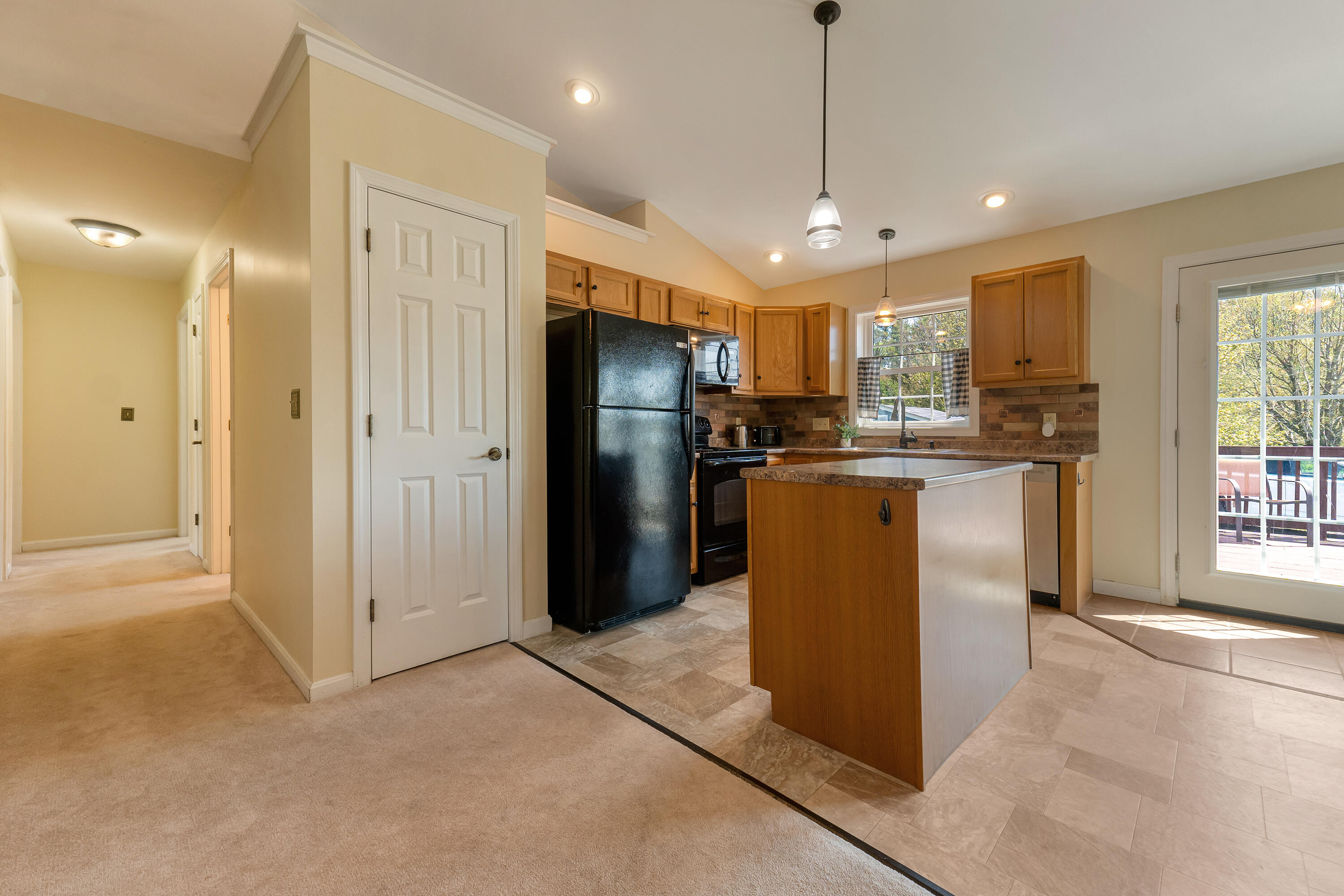 3 Hickory Drive
