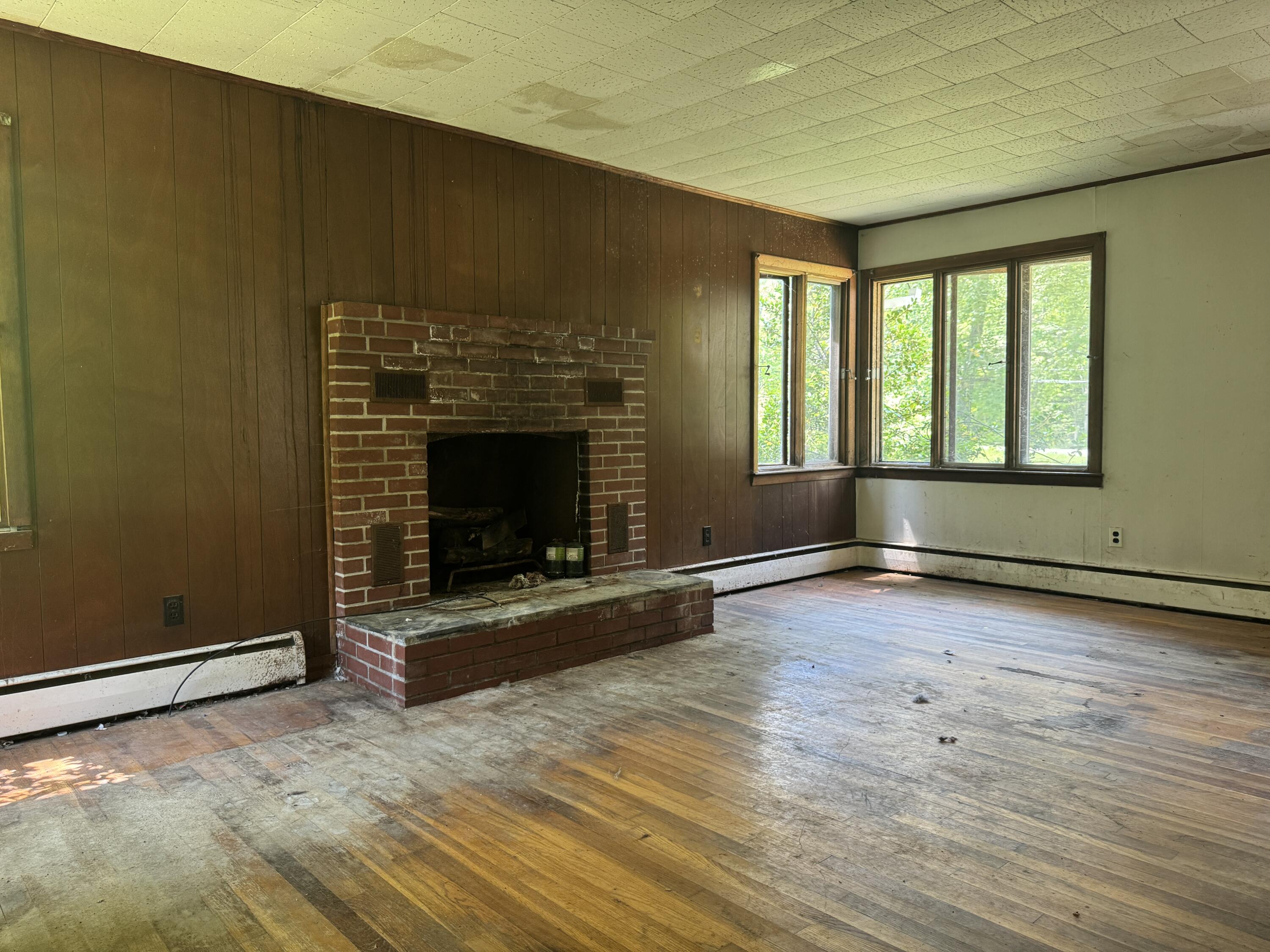 407 Lowelltown Road