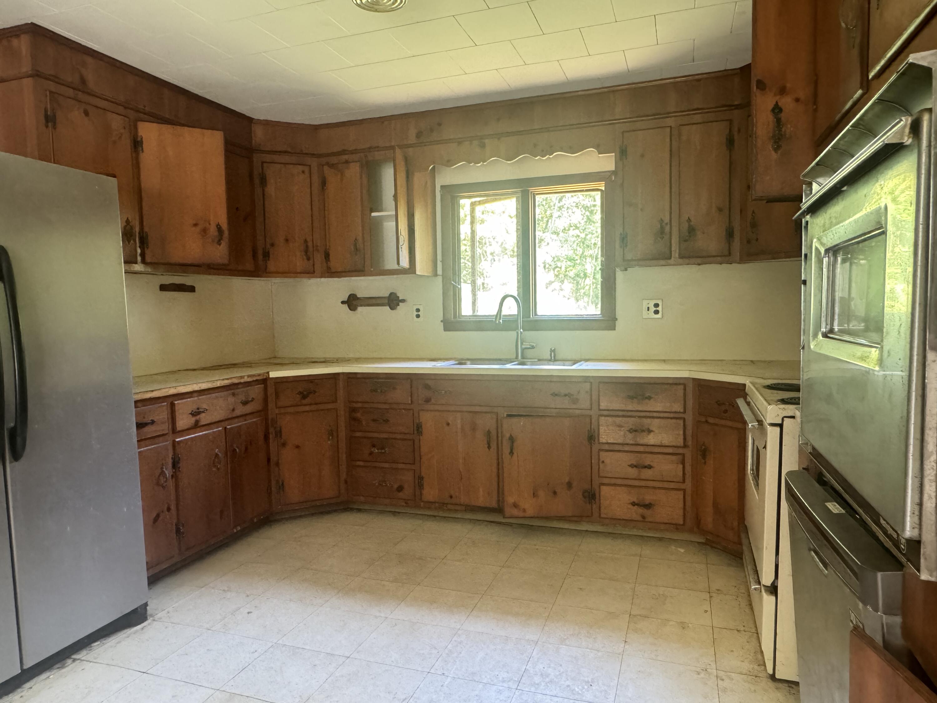 407 Lowelltown Road