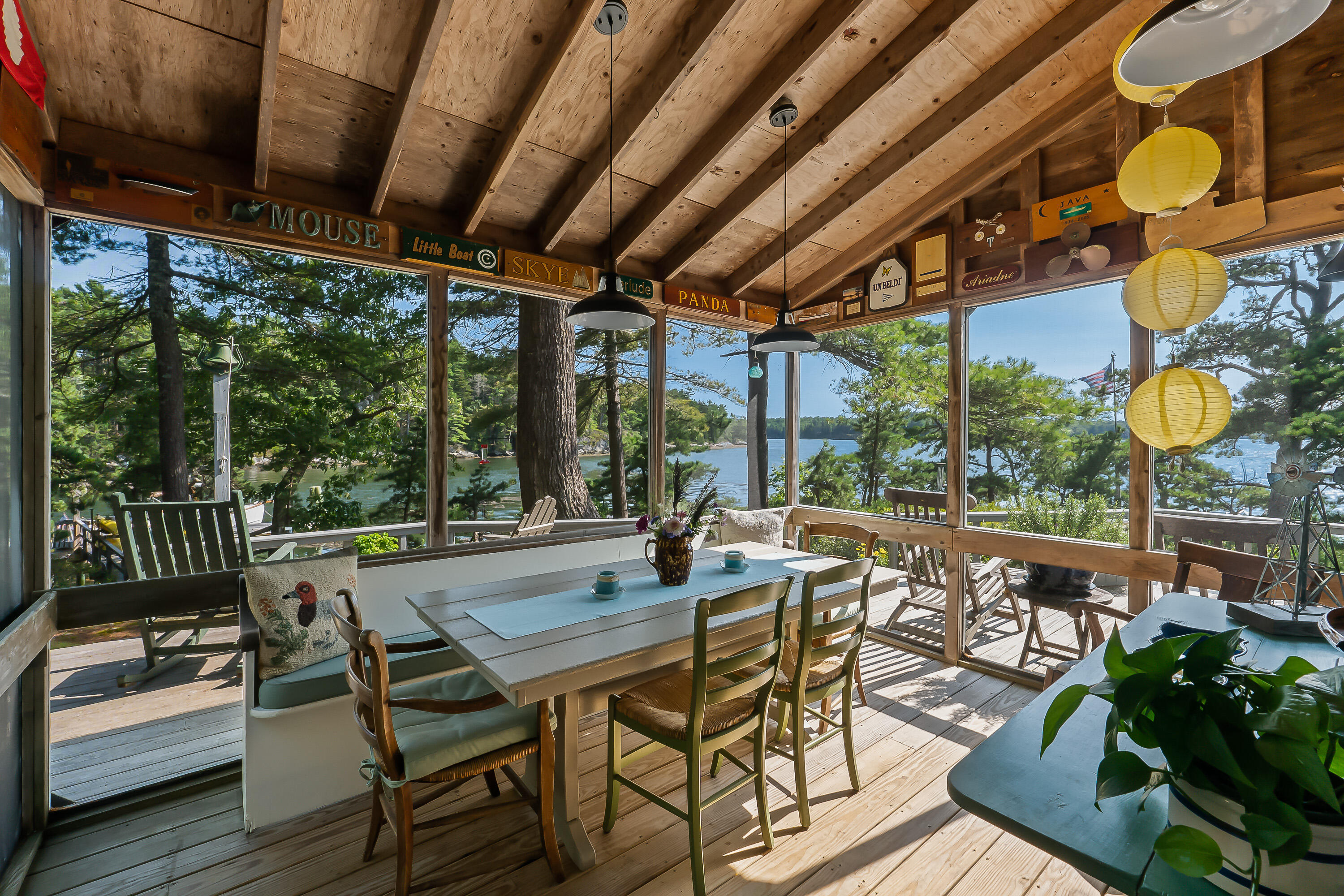 136 Brooks Cove Road