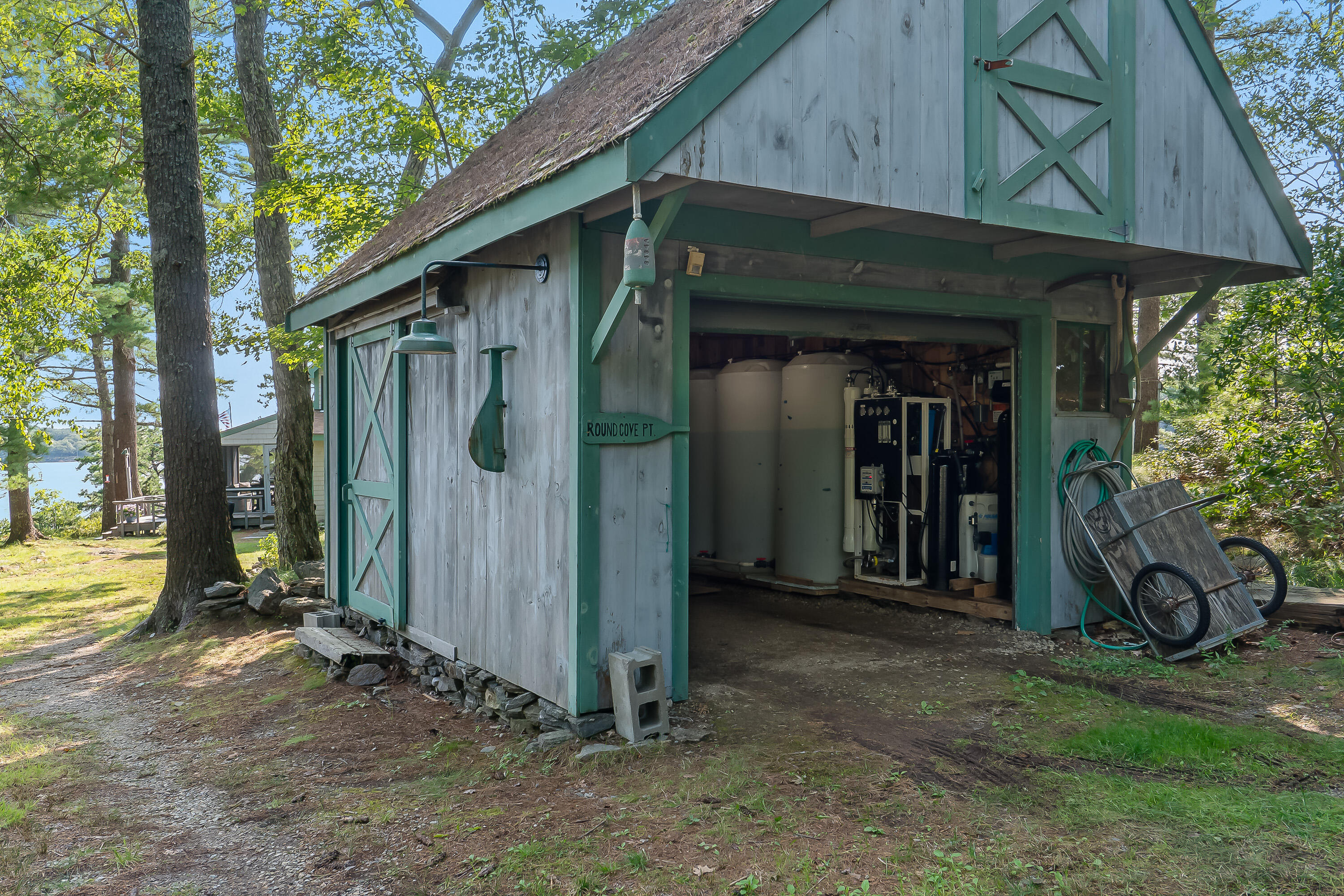 136 Brooks Cove Road