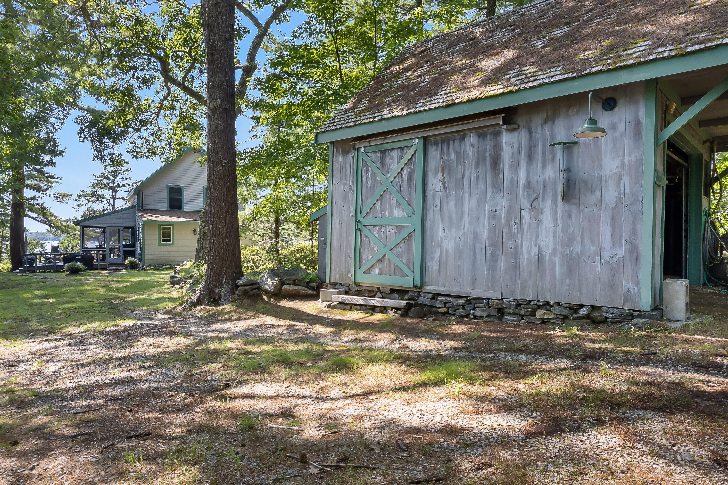 136 Brooks Cove Road