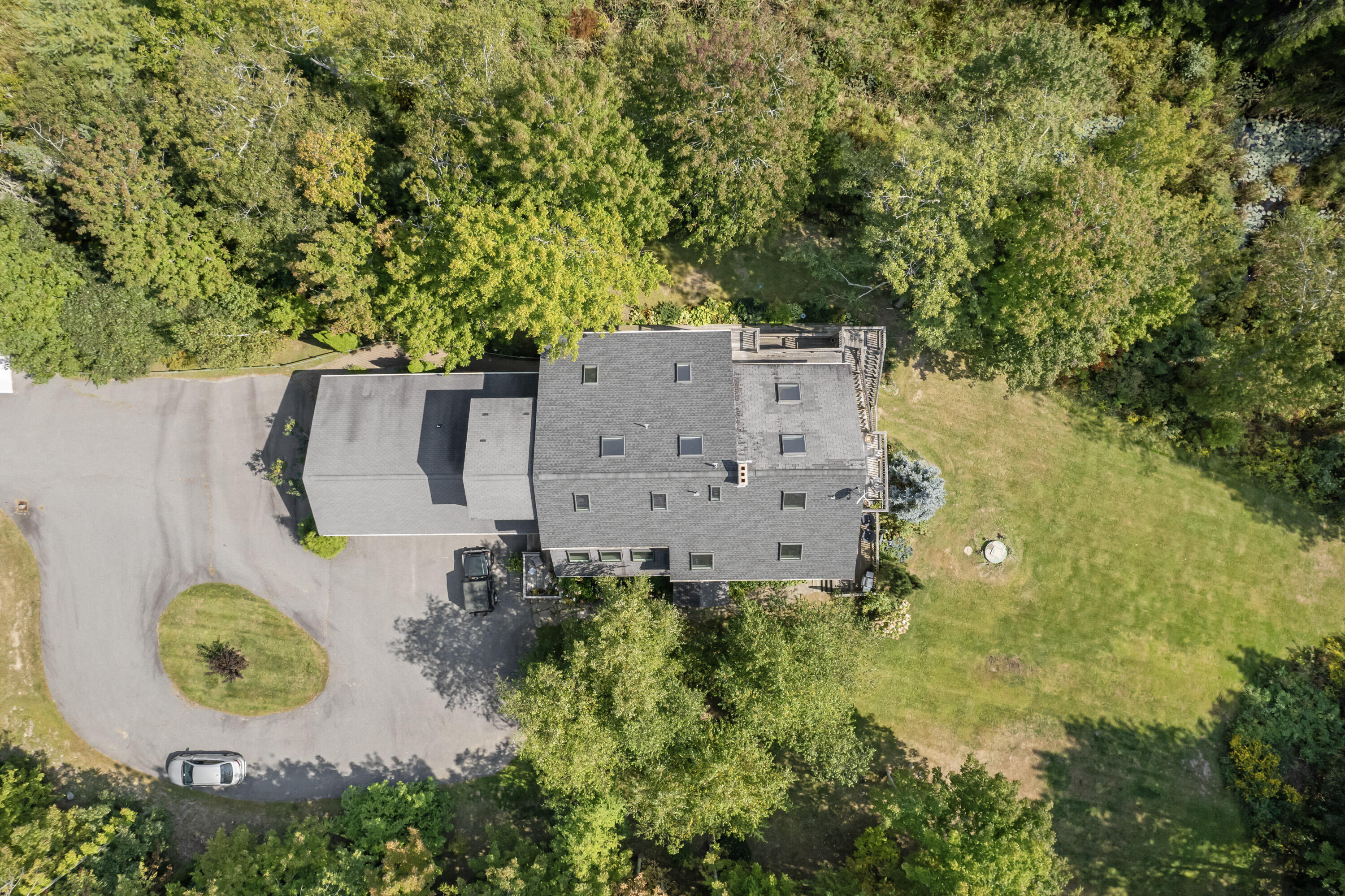 5 Hillside Place, 1