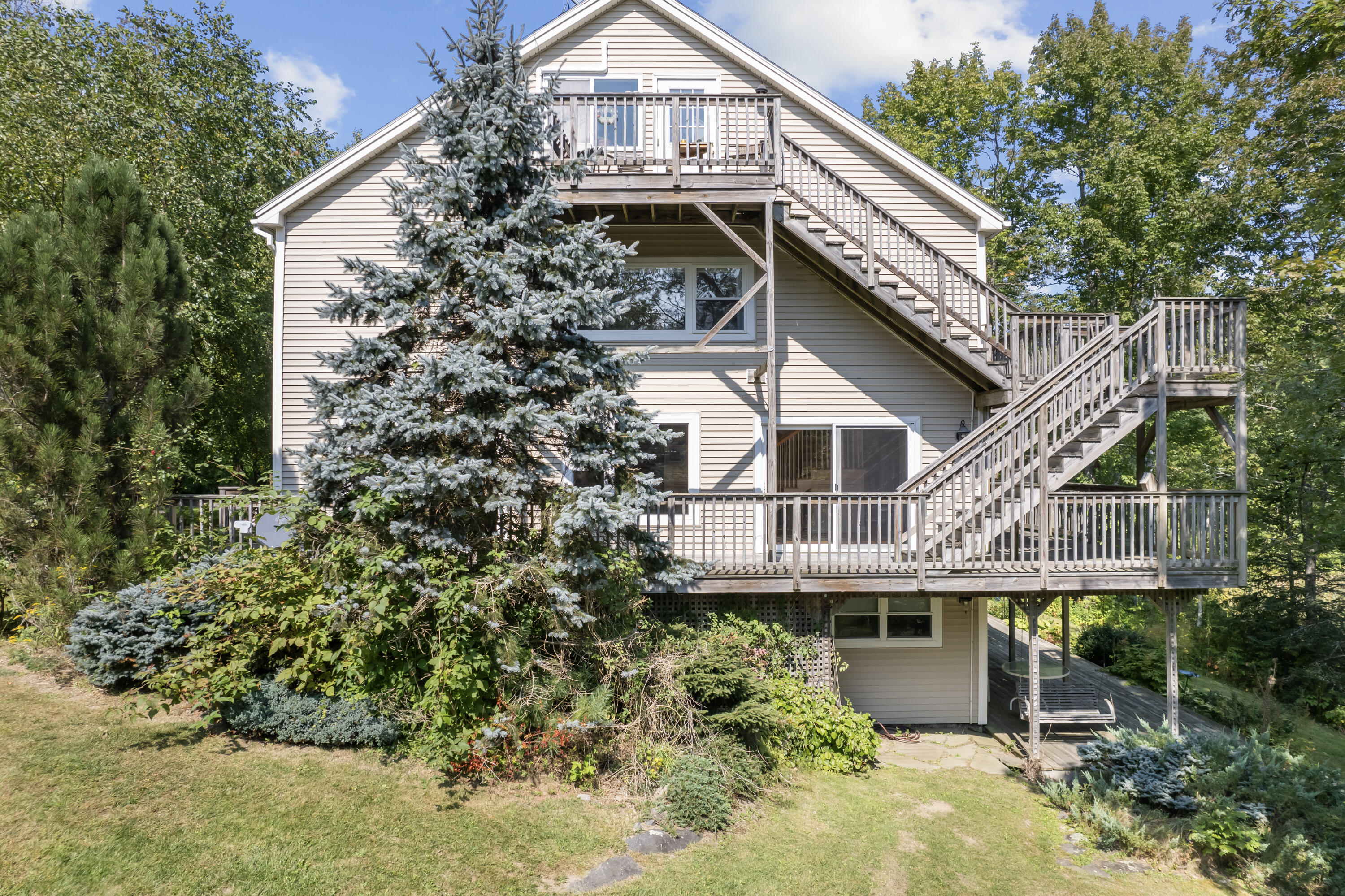 5 Hillside Place, 1