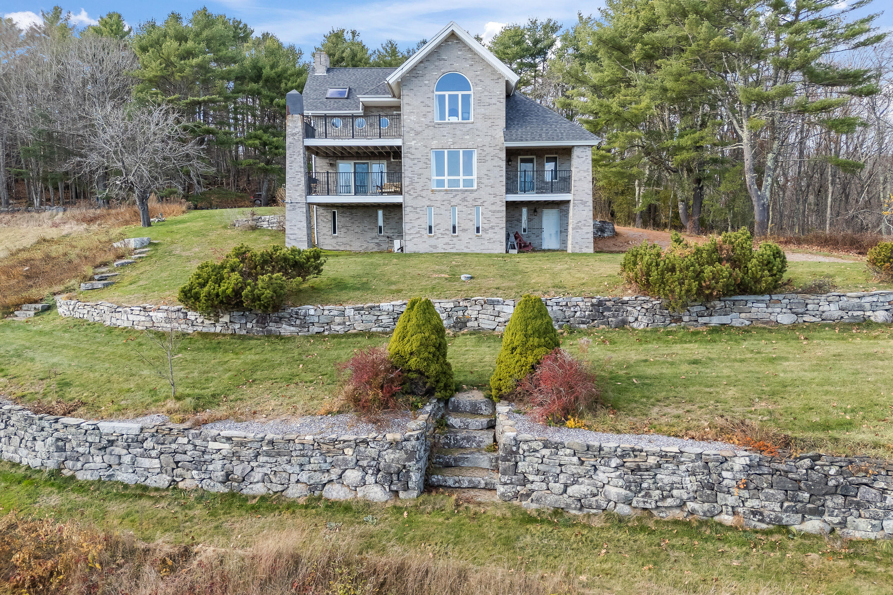 96 Bunker Hill Road