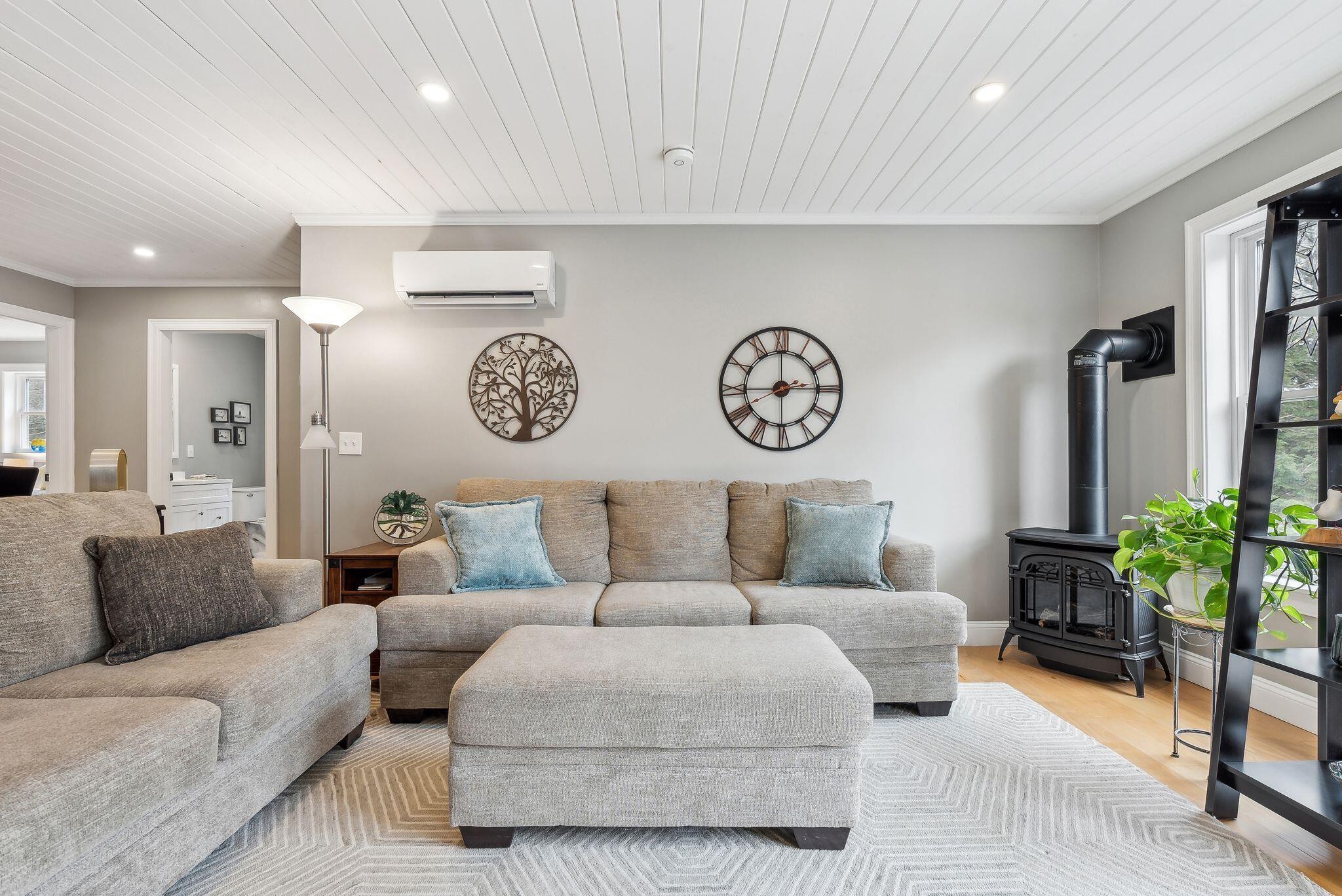 18 Hickory Drive