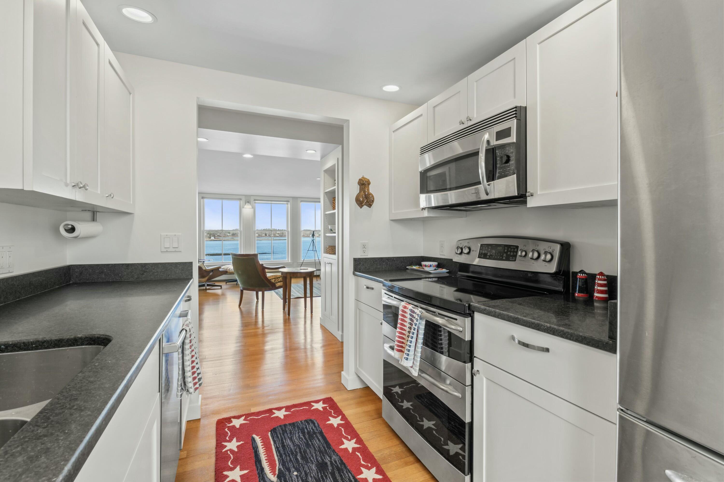 6 Merritt House Road, P2