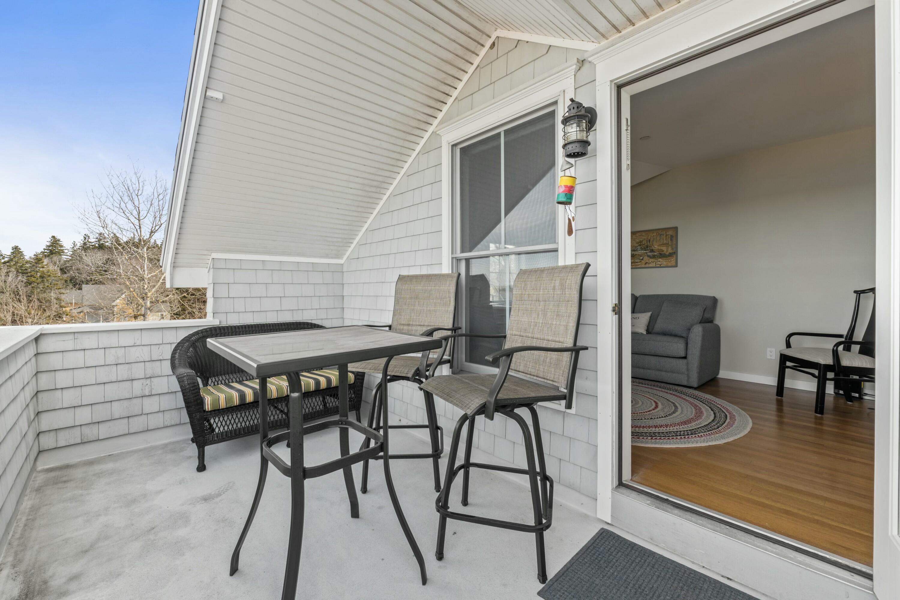 6 Merritt House Road, P2