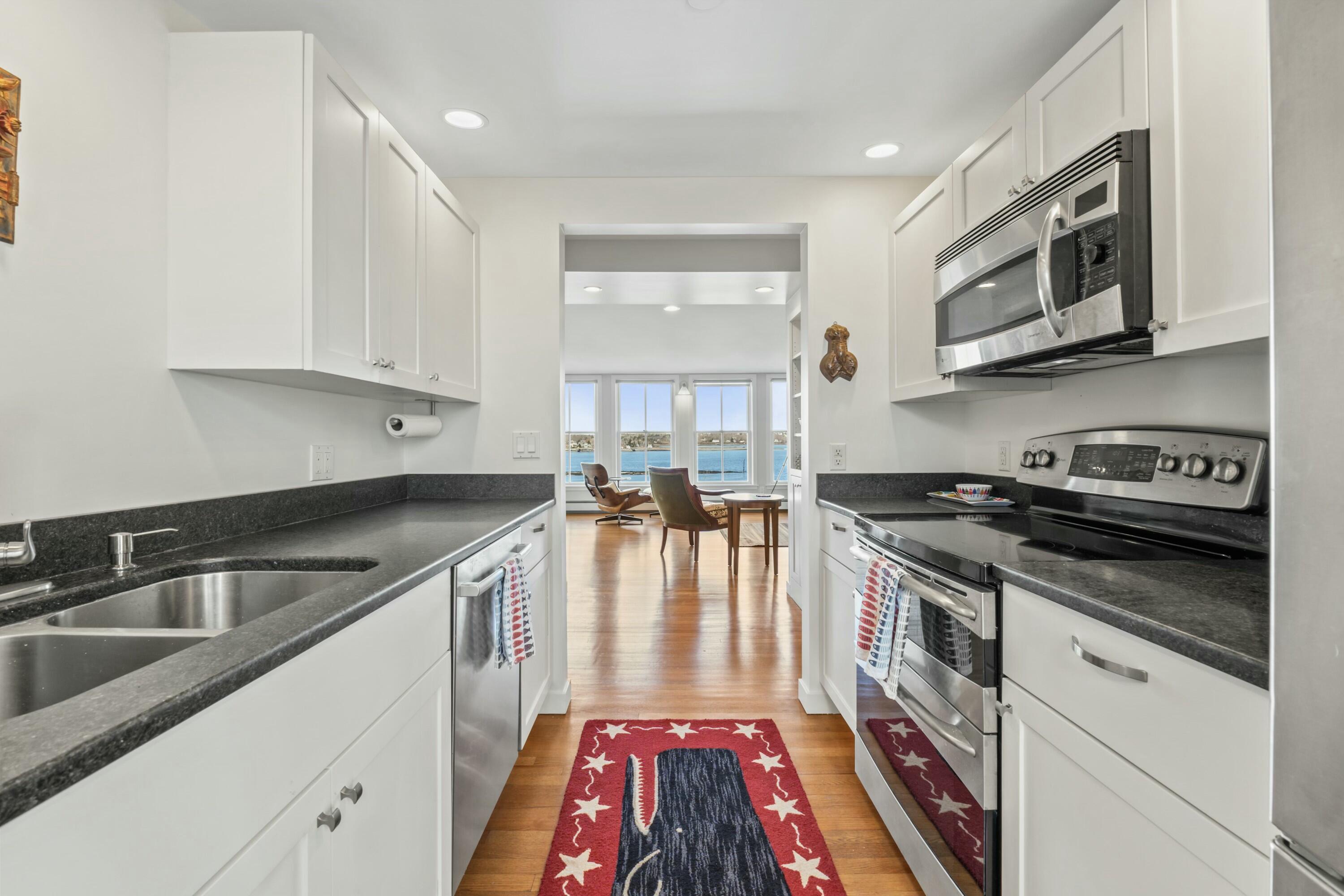 6 Merritt House Road, P2