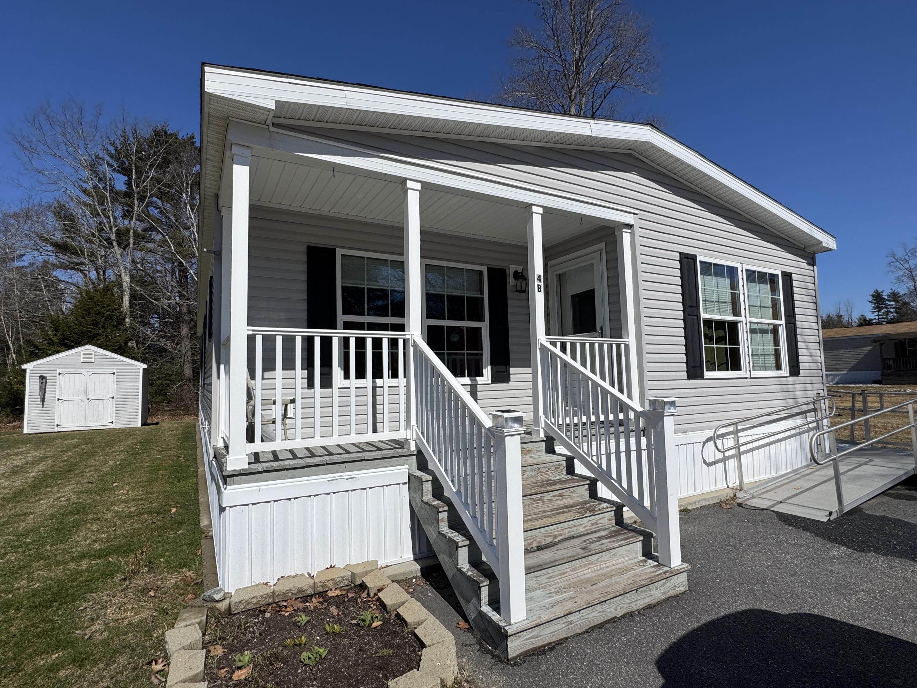 4b Andrea Street