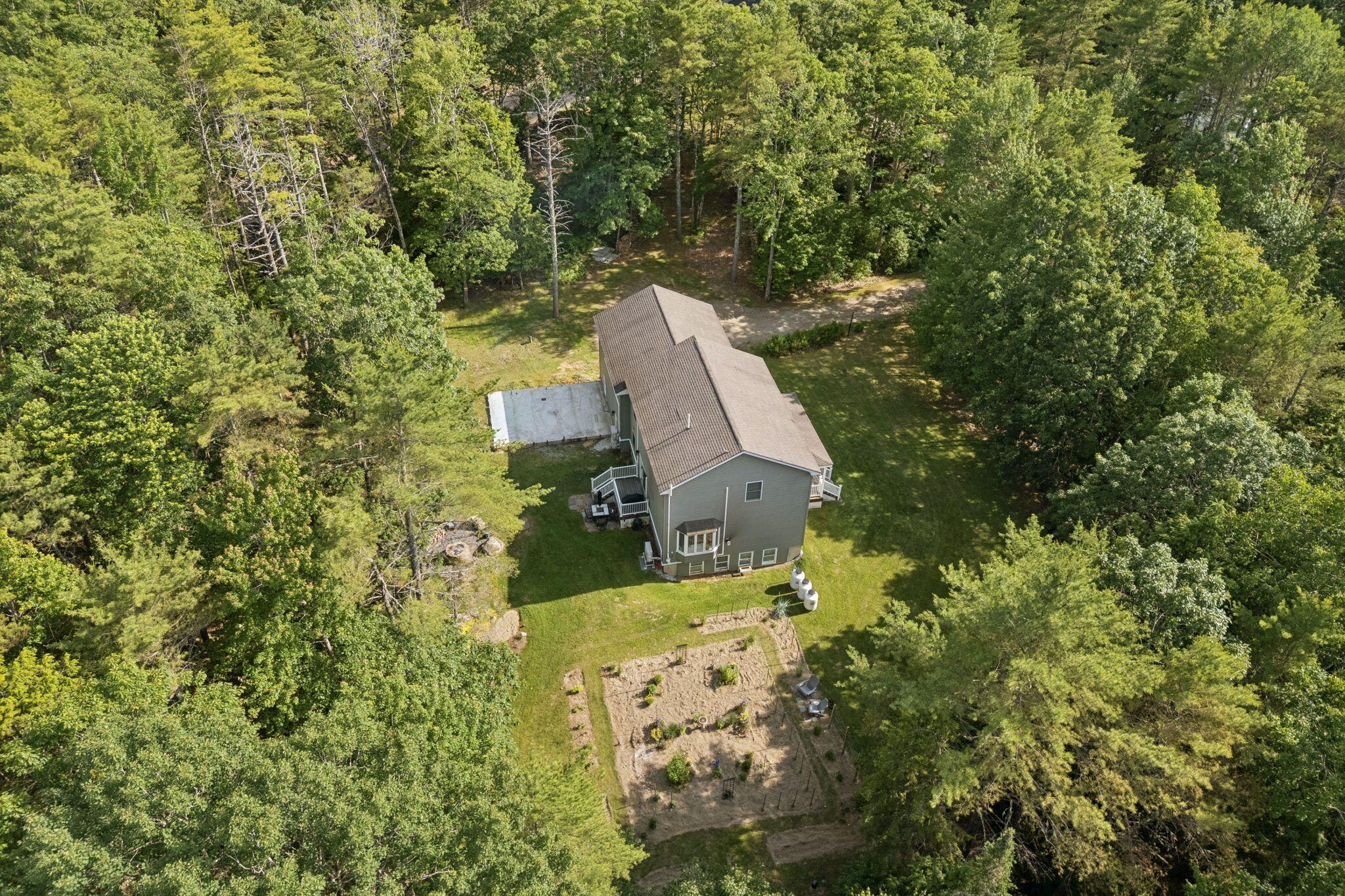 7 Dakota Lane