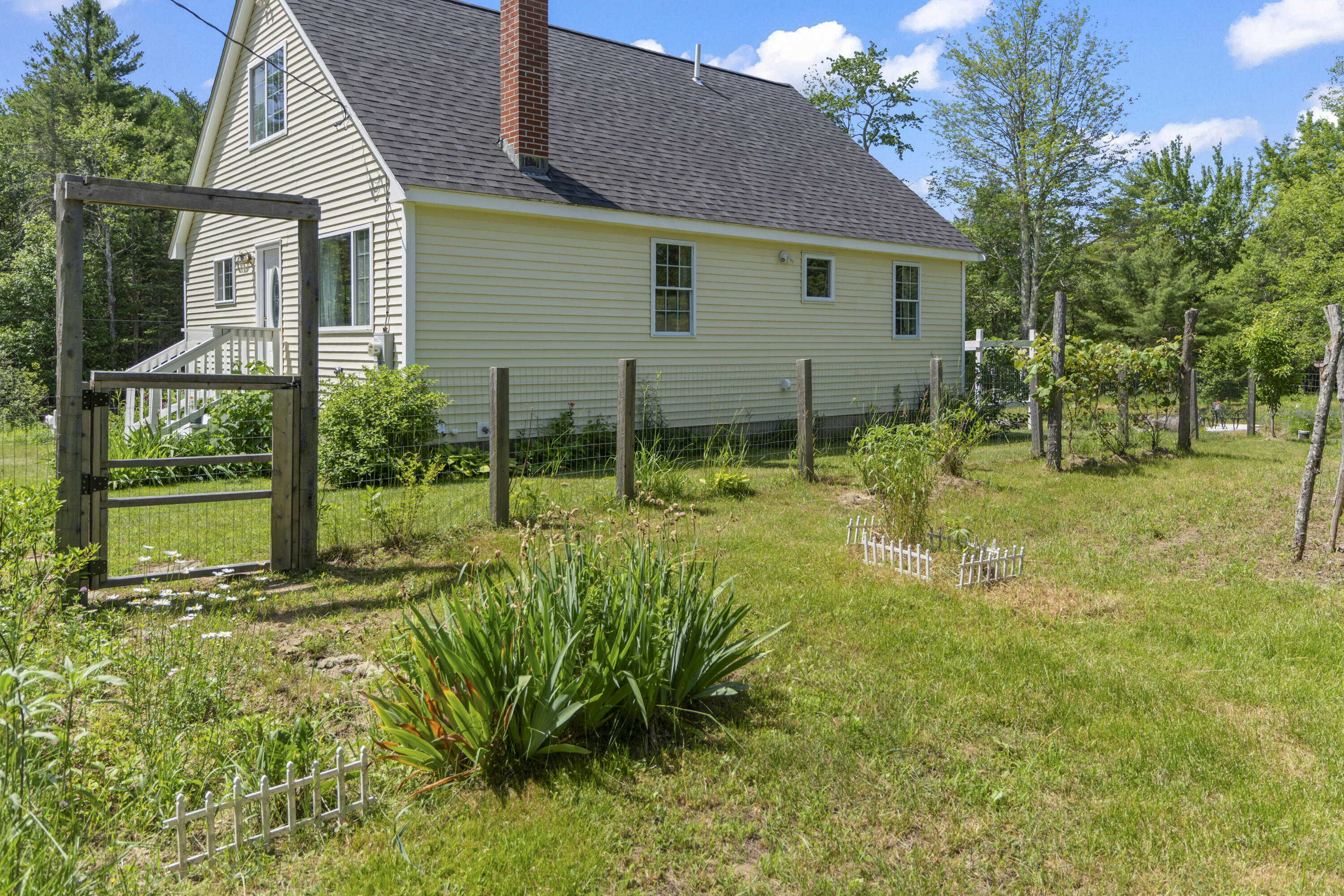11 Old County Road