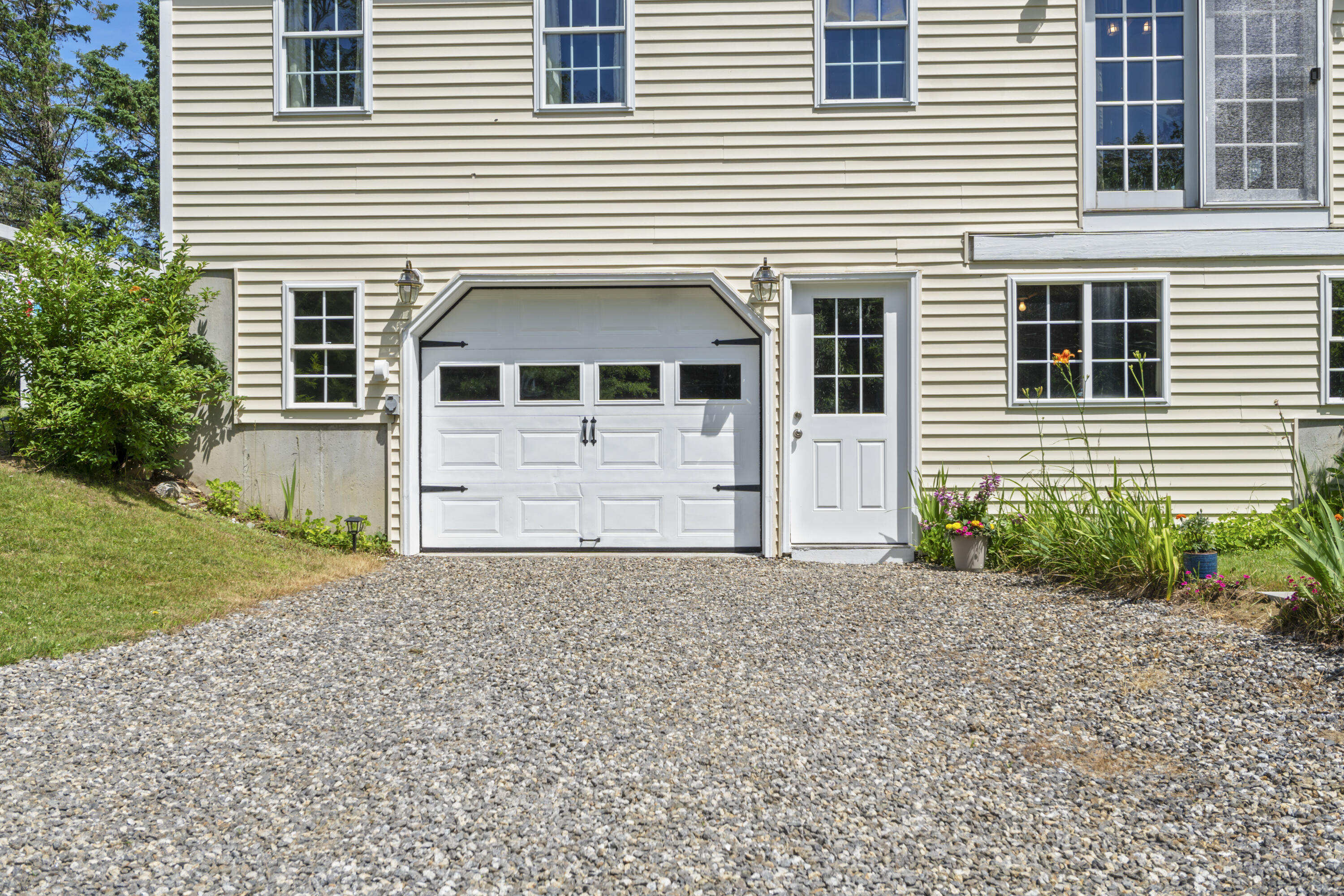 11 Old County Road