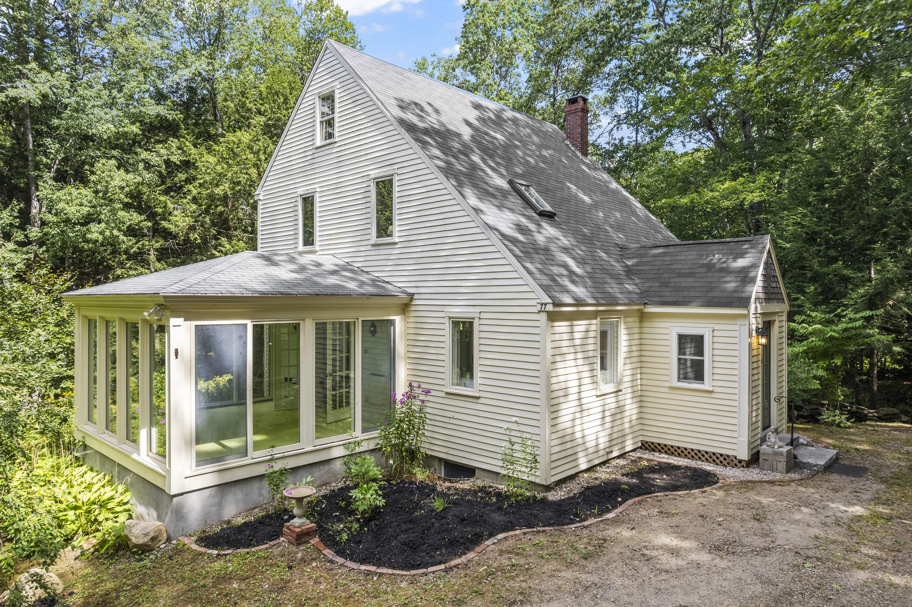 77 Stonebridge Circle