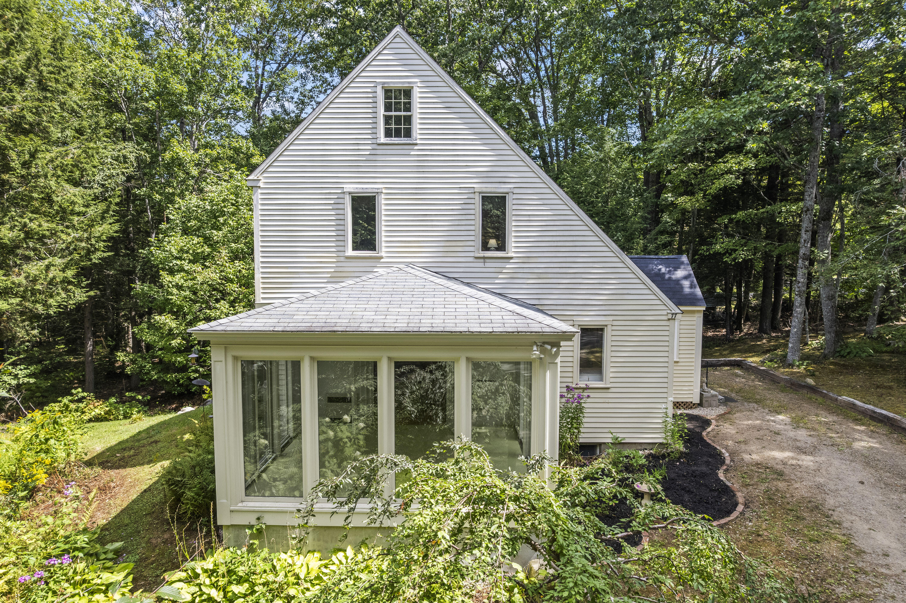 77 Stonebridge Circle