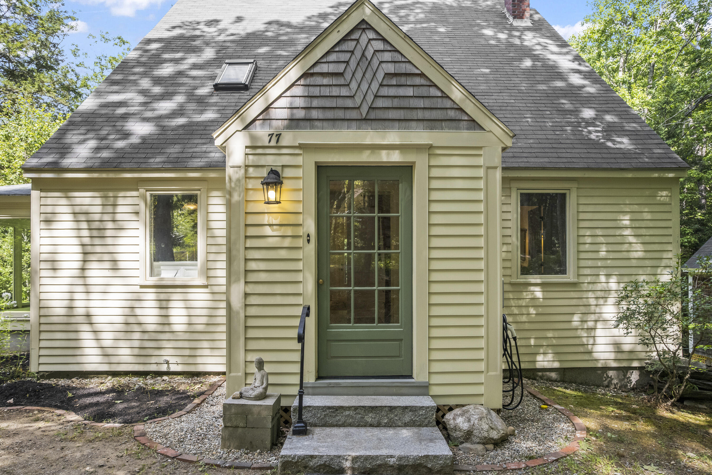 77 Stonebridge Circle