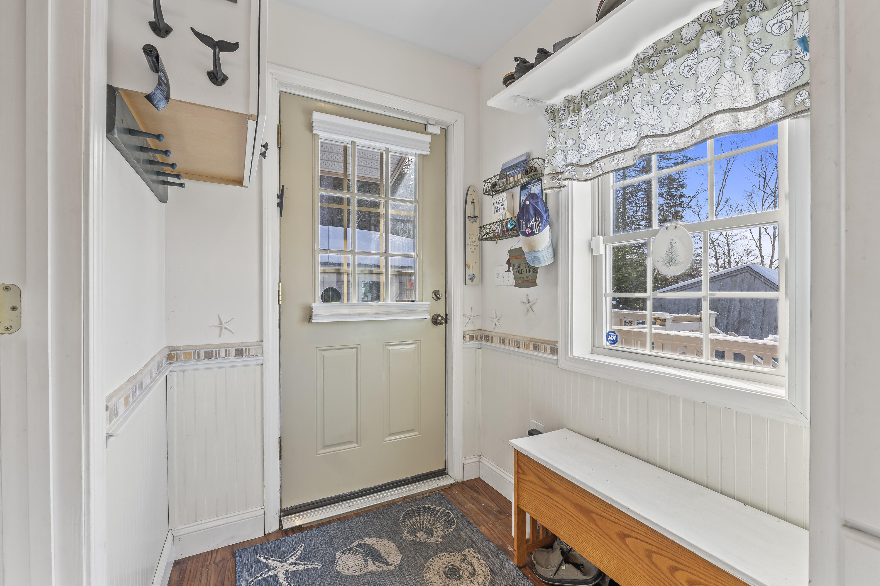 21 Lobster Cove Road