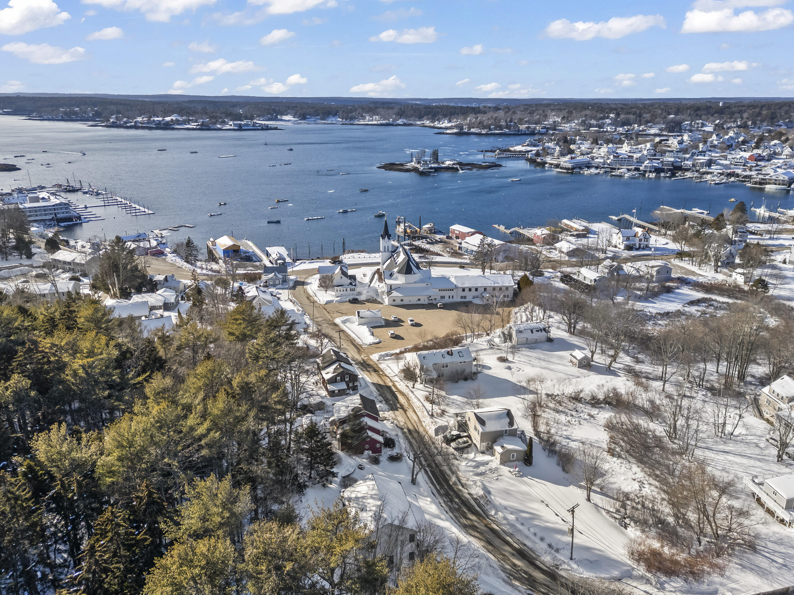 21 Lobster Cove Road