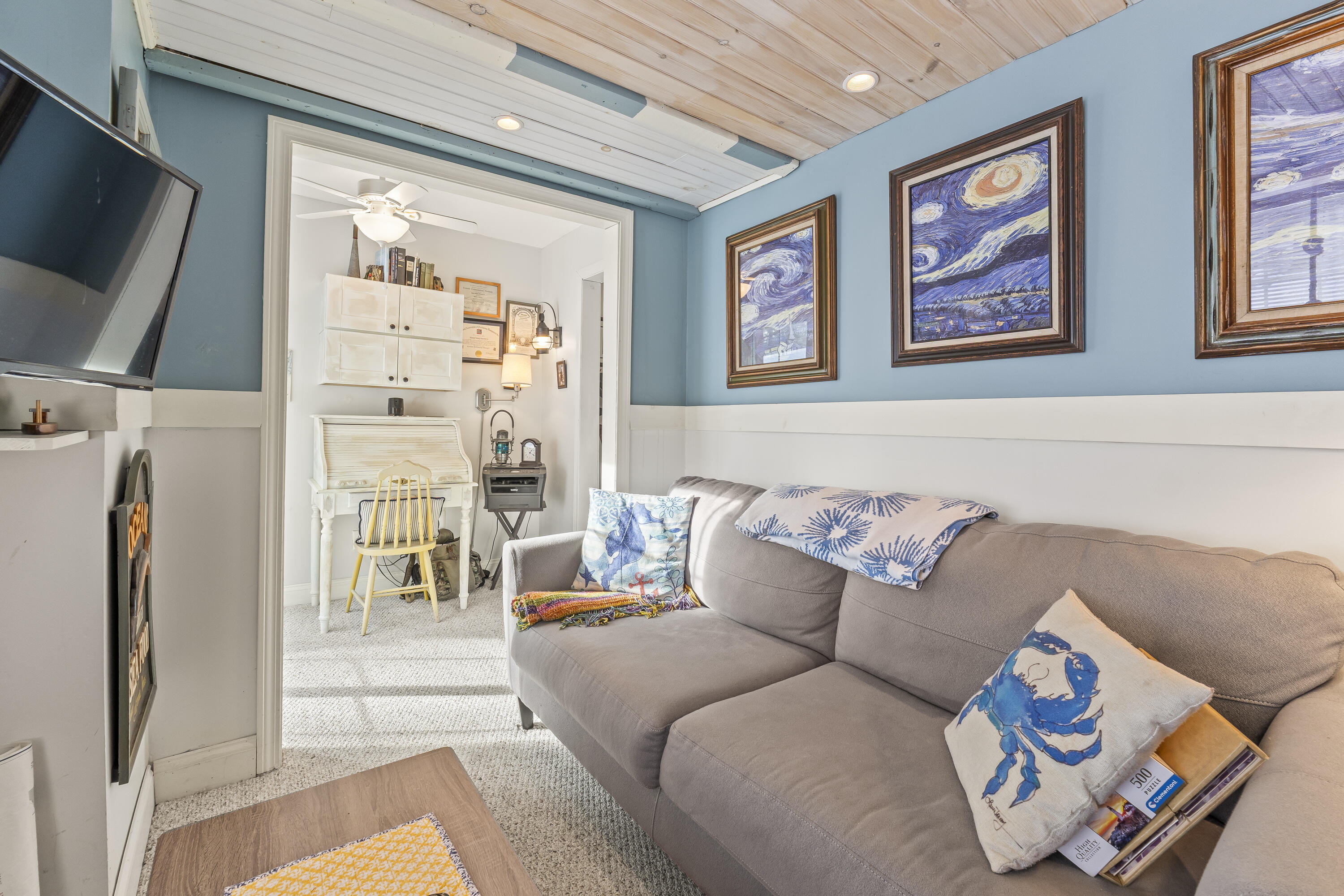 21 Lobster Cove Road