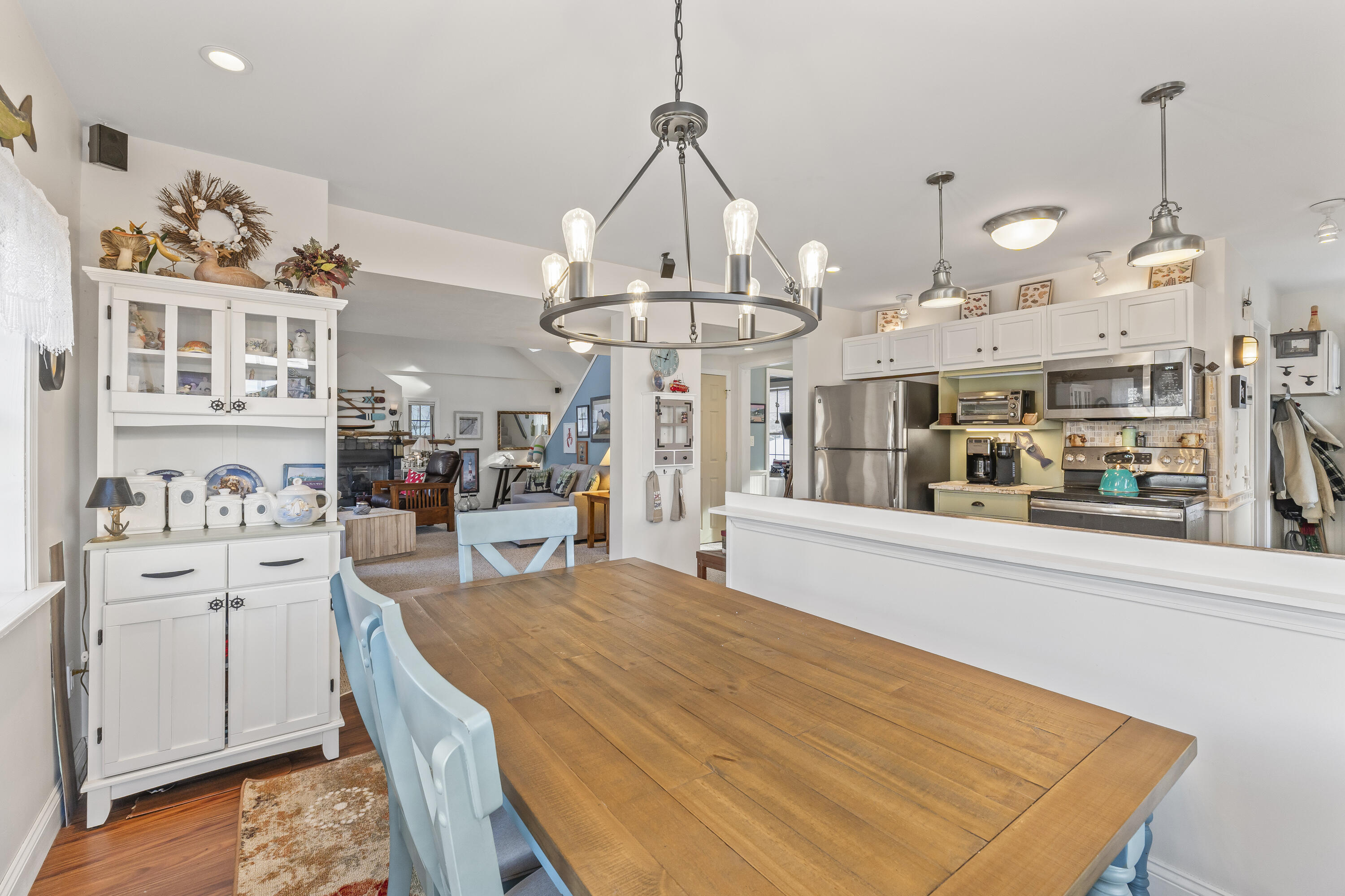 21 Lobster Cove Road