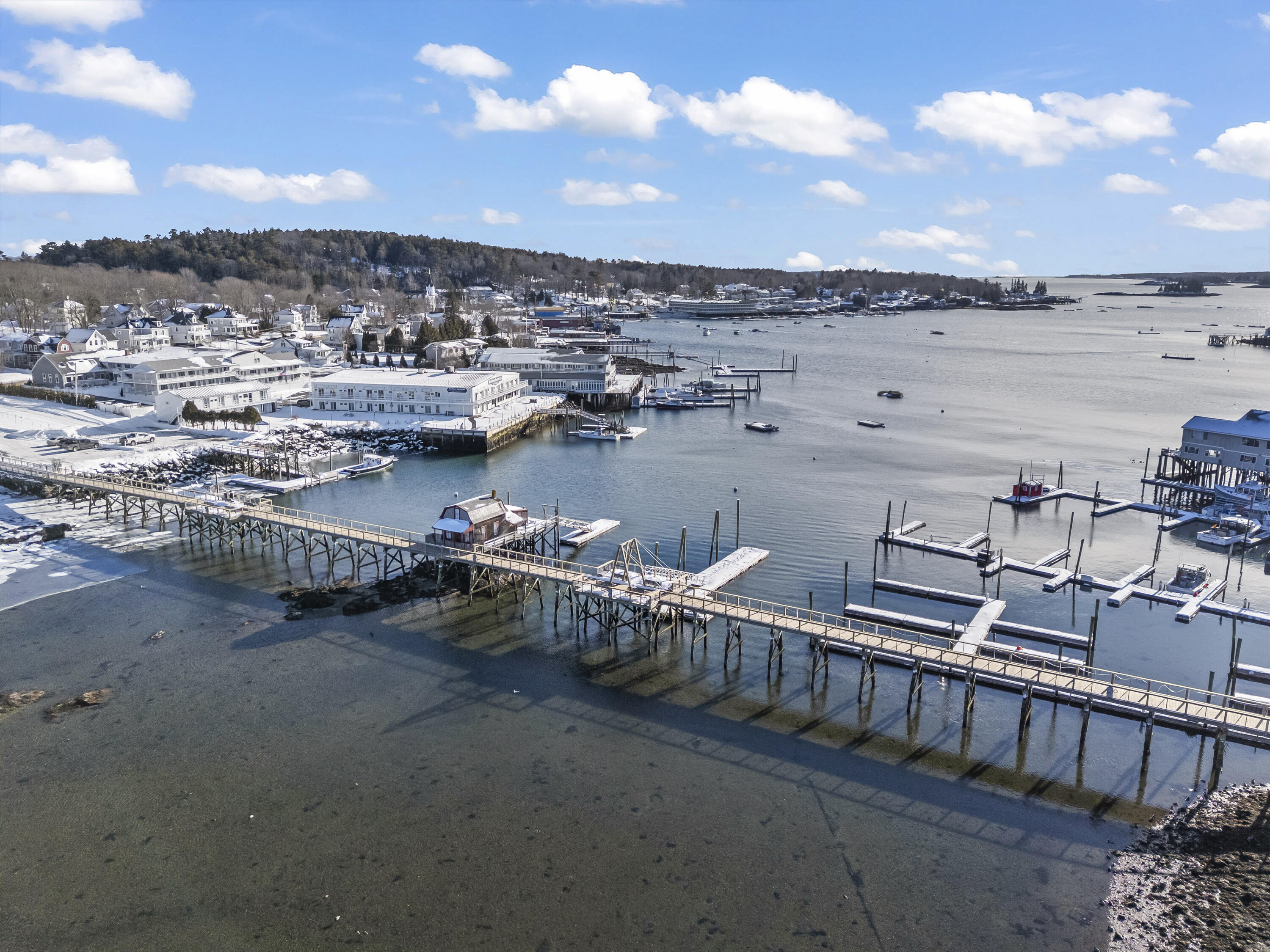 21 Lobster Cove Road