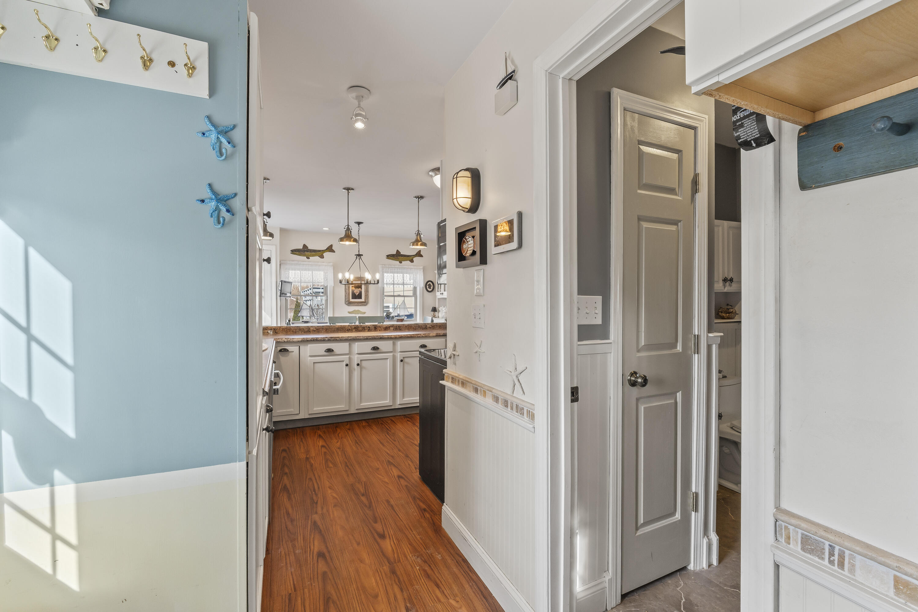 21 Lobster Cove Road