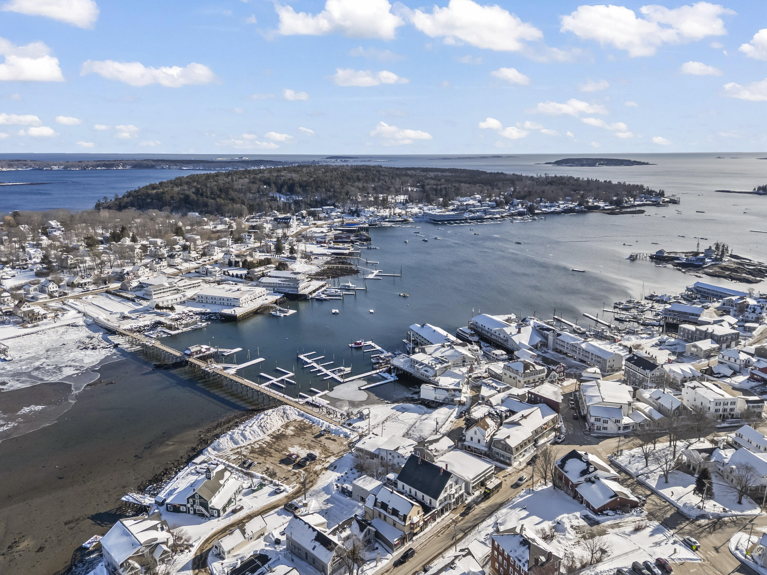 21 Lobster Cove Road