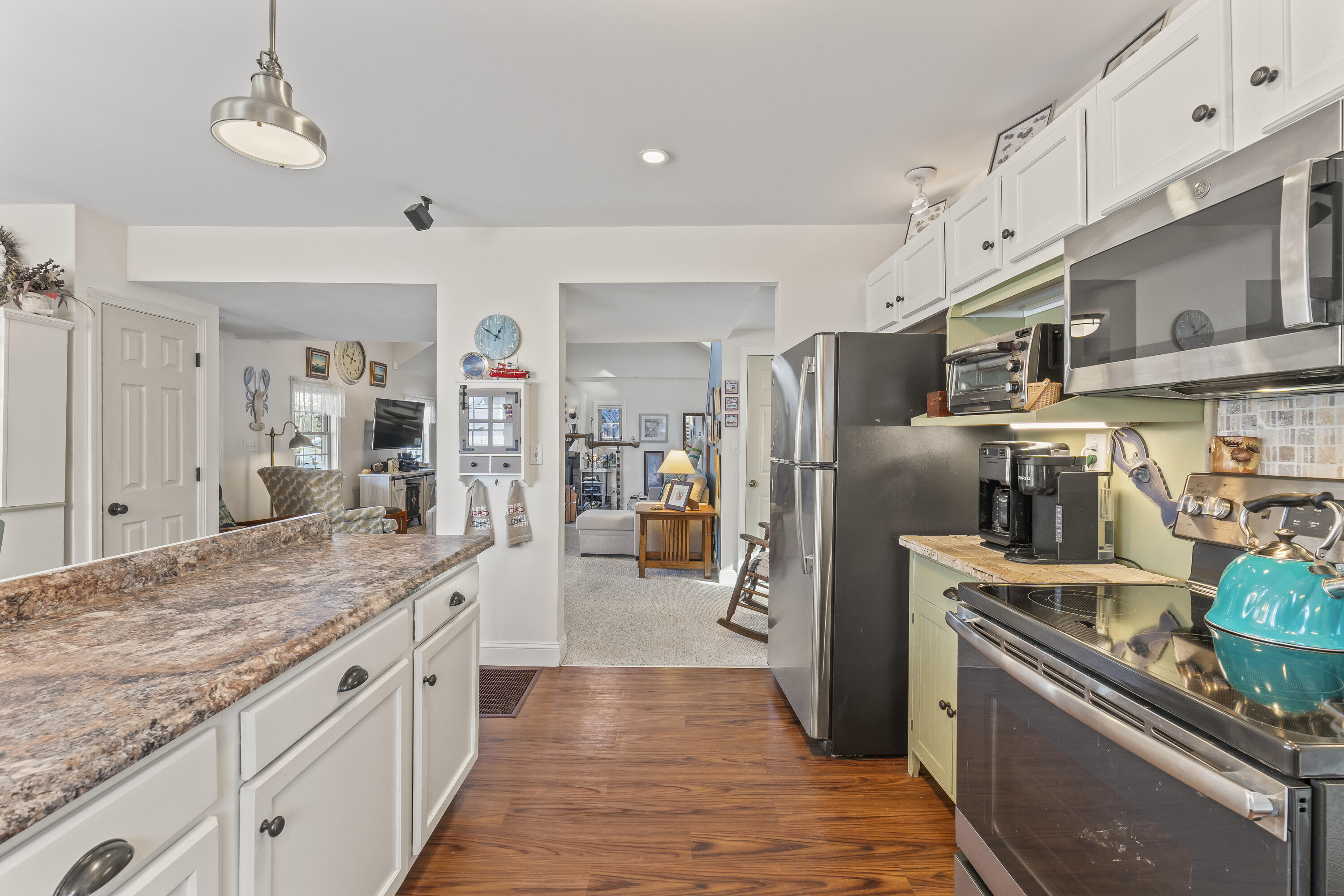 21 Lobster Cove Road