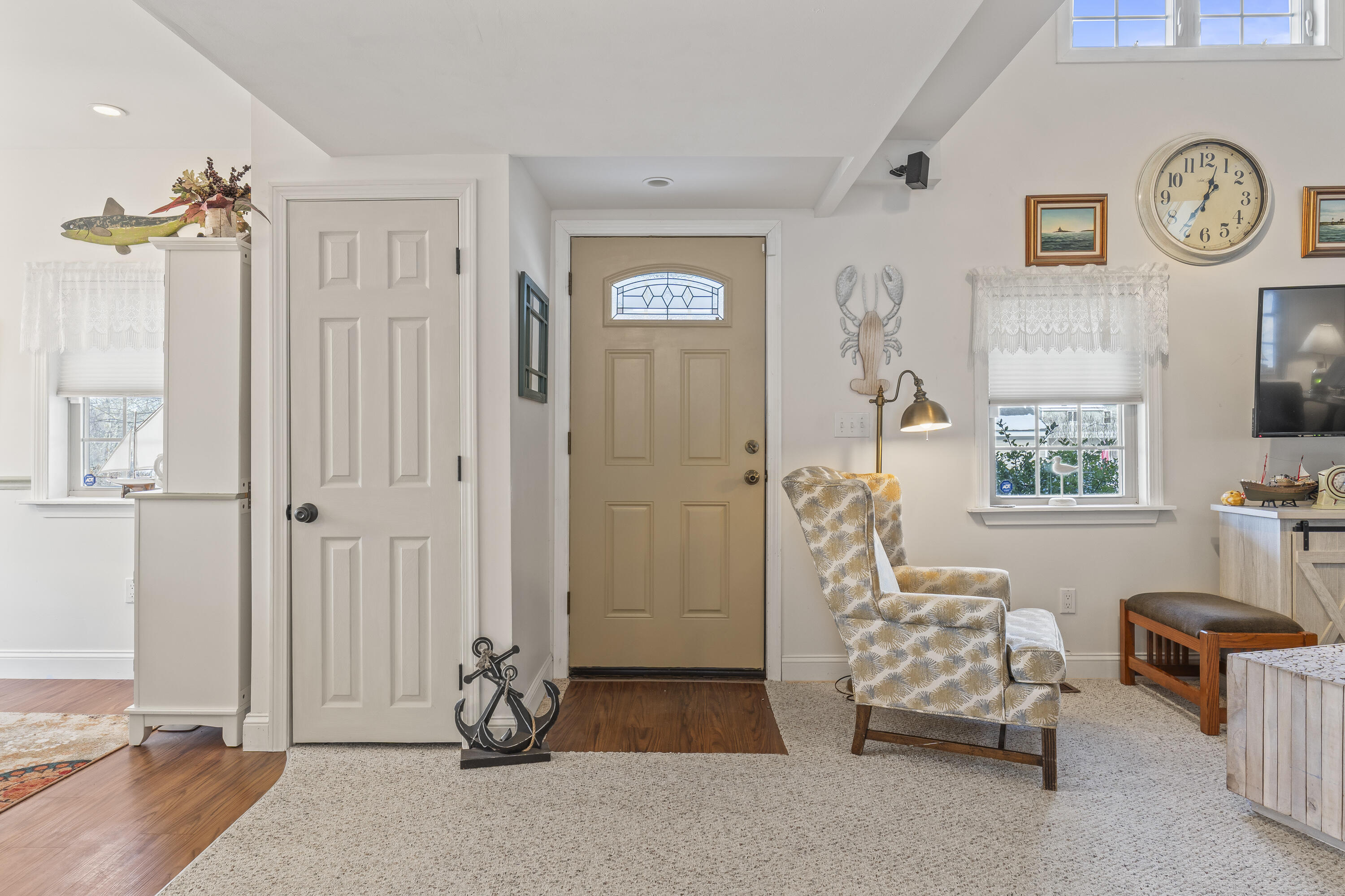 21 Lobster Cove Road