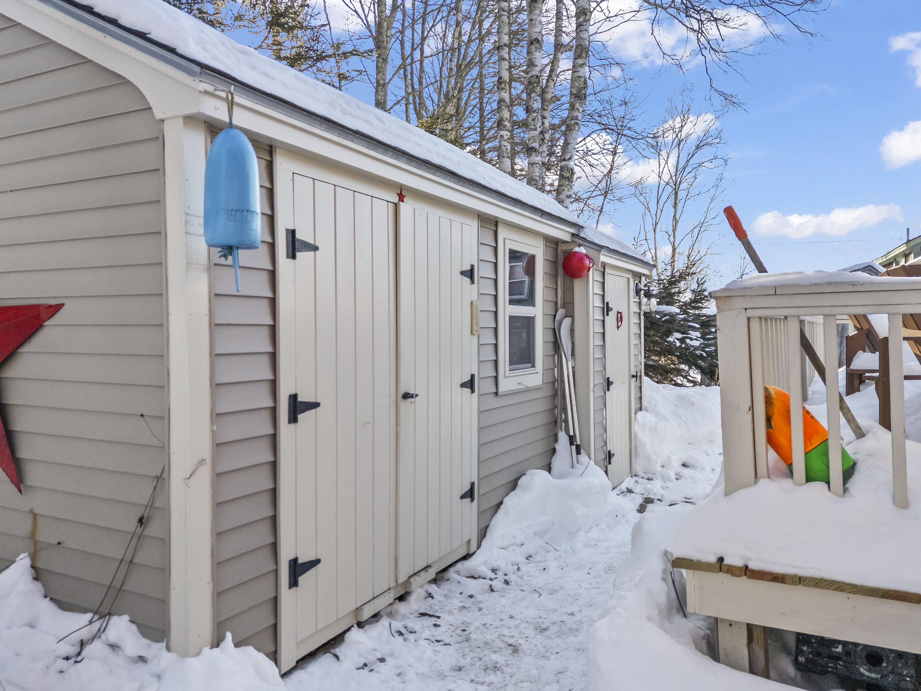 21 Lobster Cove Road