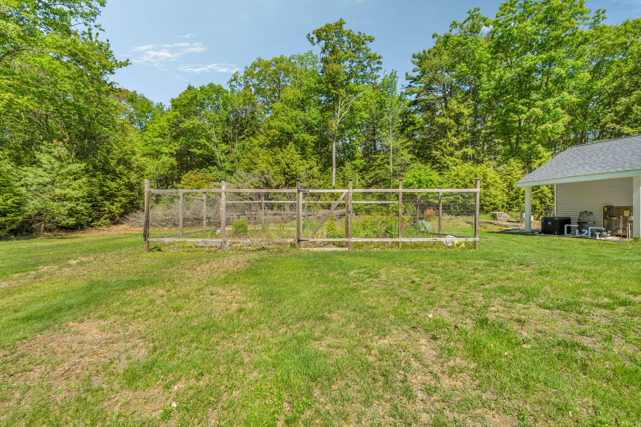 115 Brackett Road