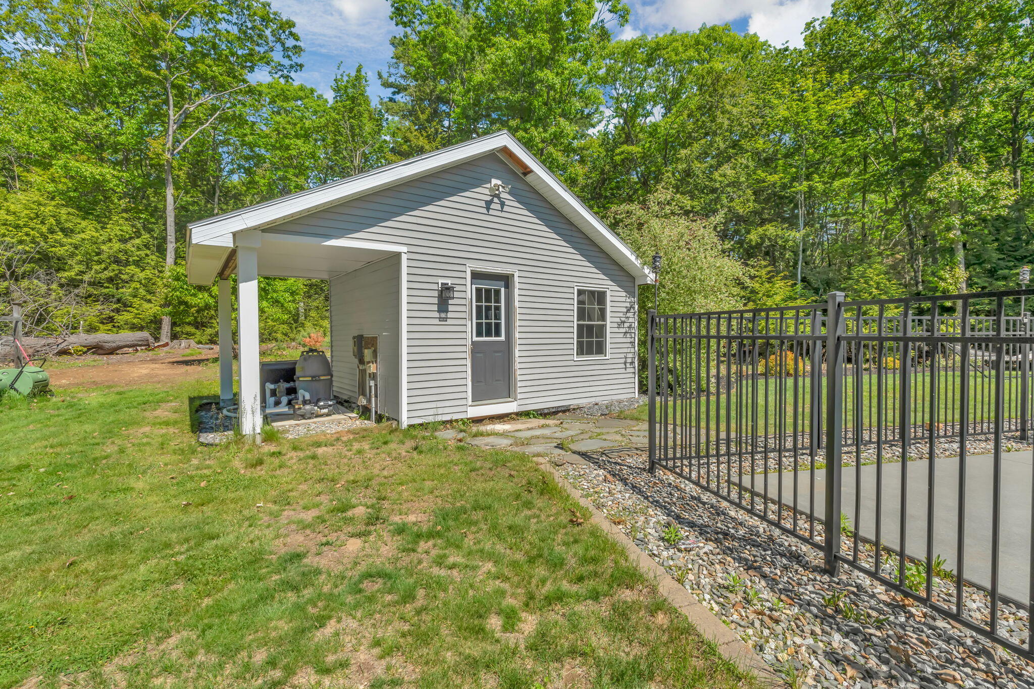 115 Brackett Road