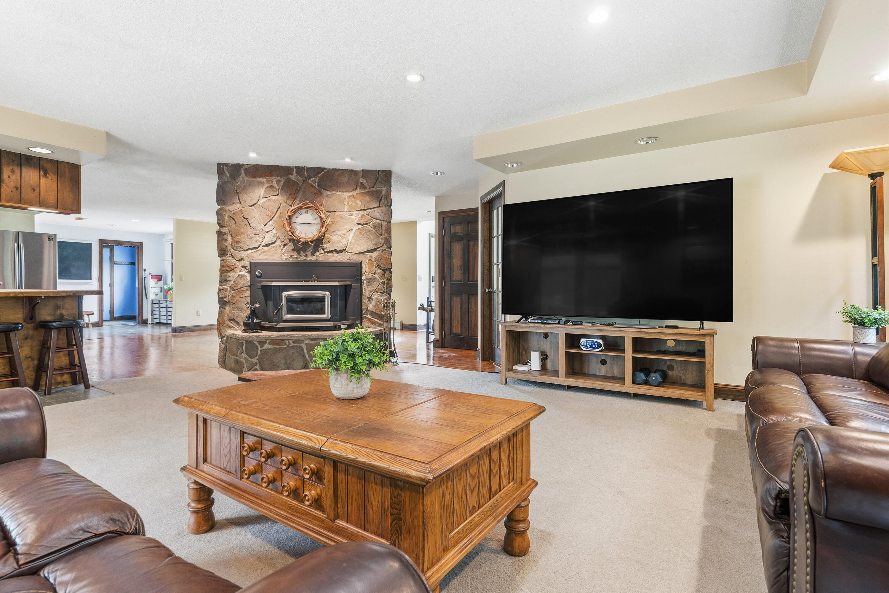 320 Lowelltown Road