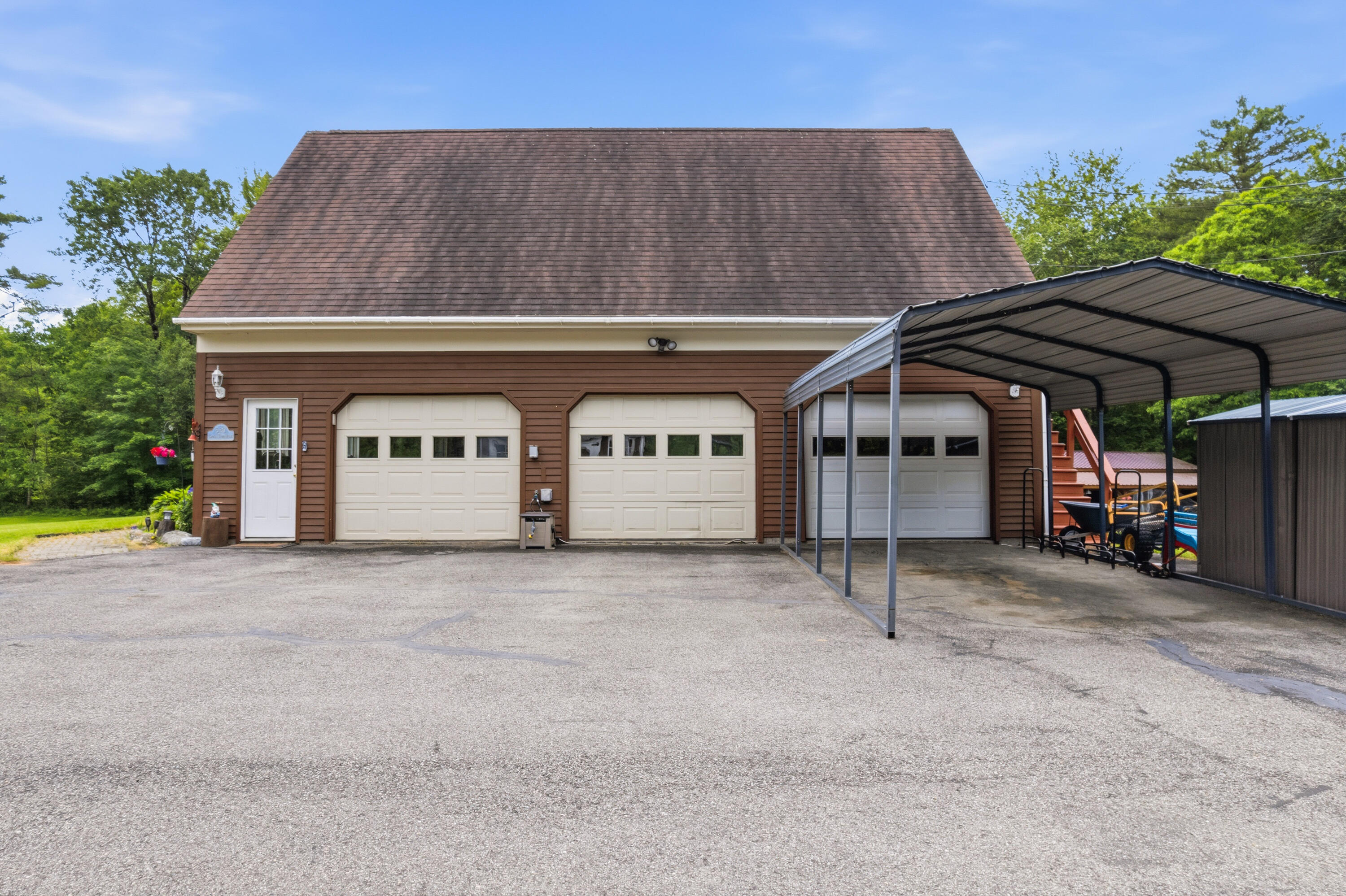 320 Lowelltown Road