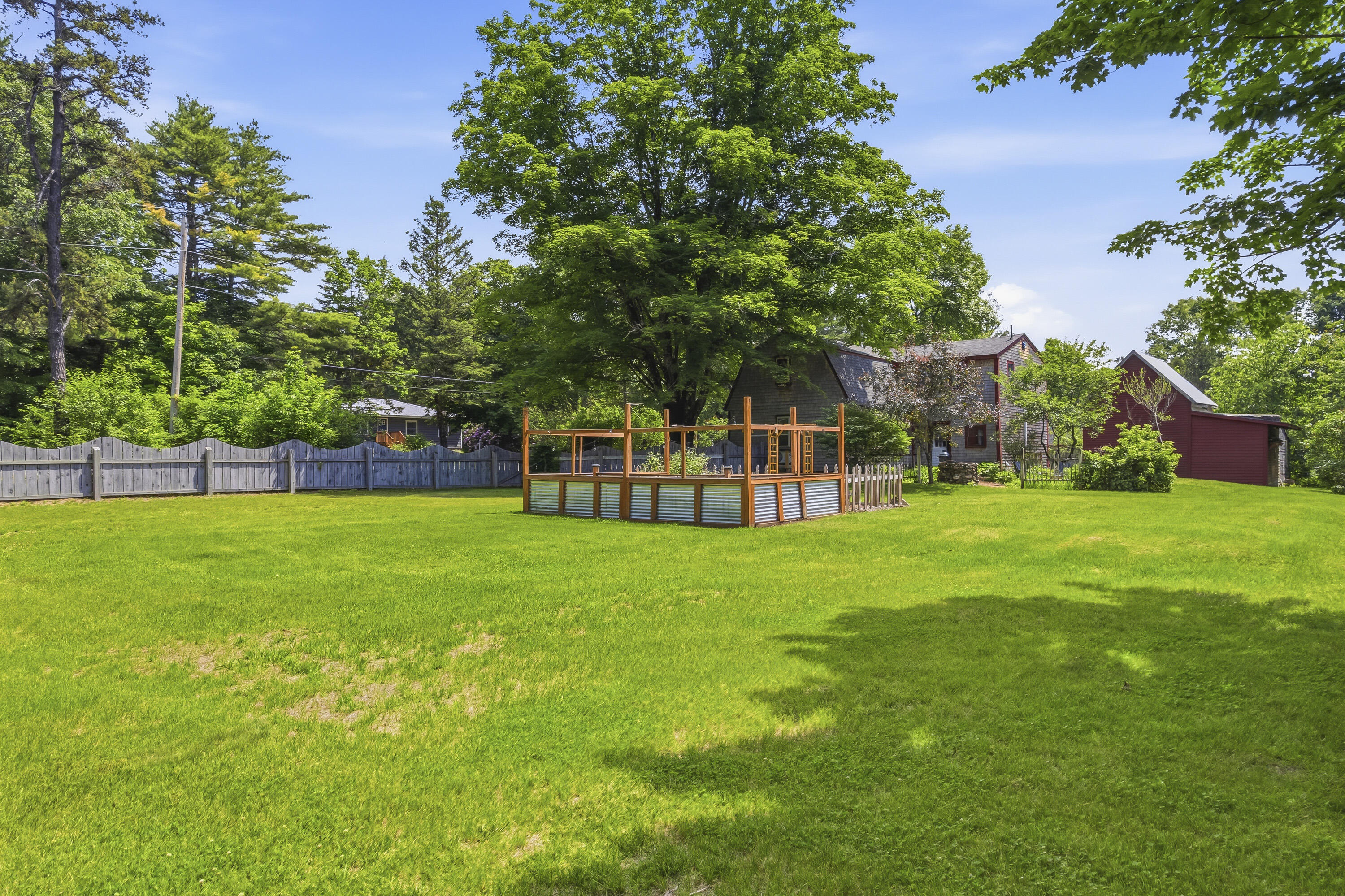 61 River Road